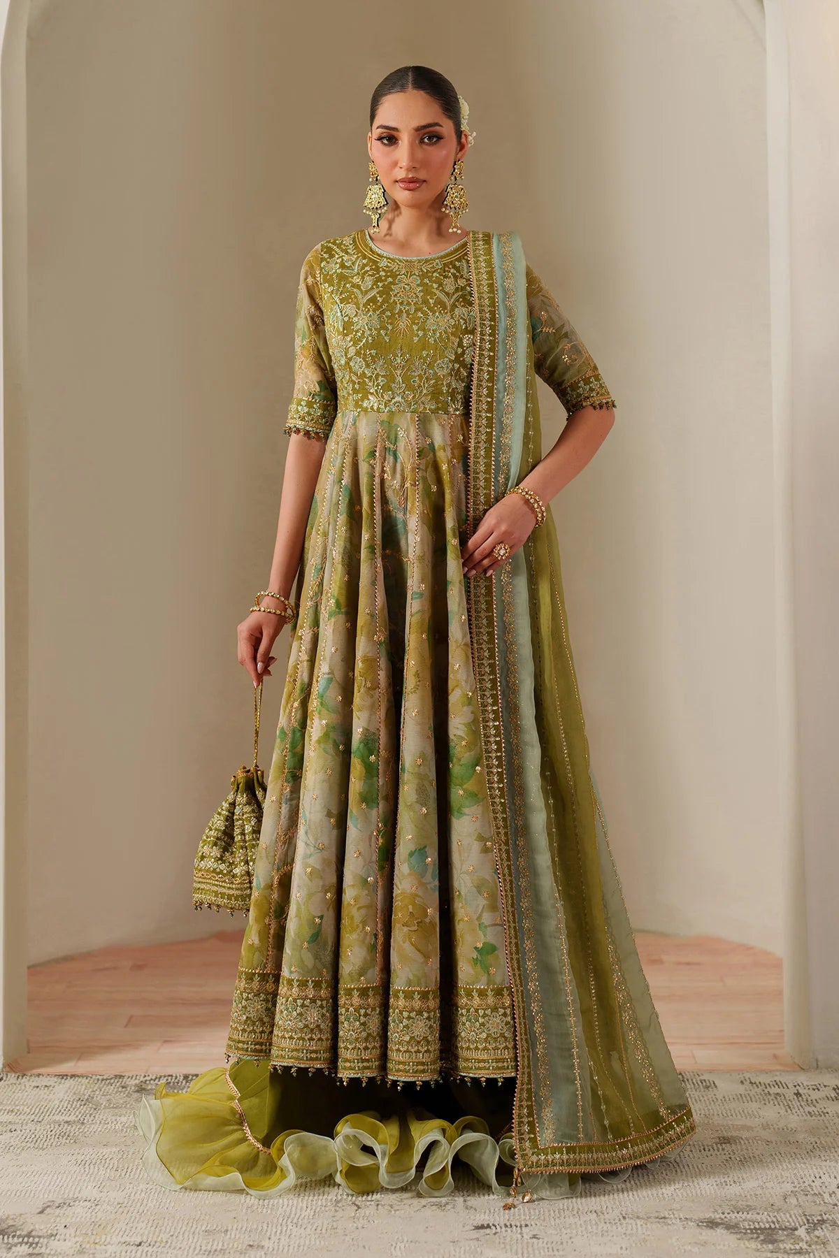 ALIZEH | FESTIVE | RENEE