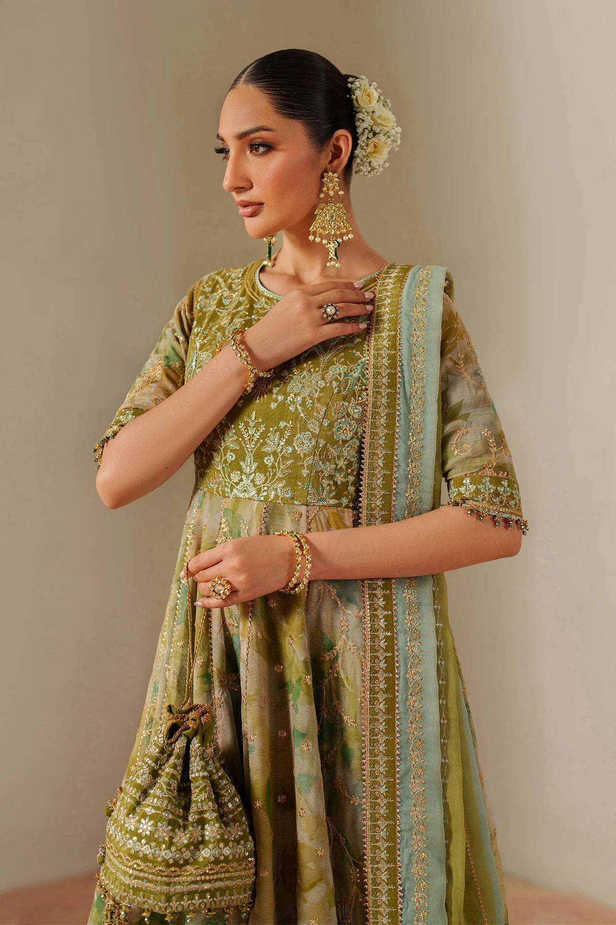 ALIZEH | FESTIVE | RENEE