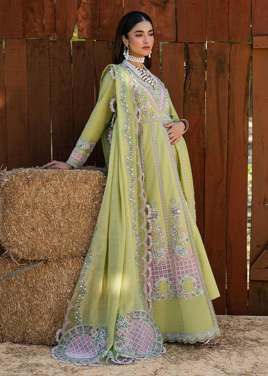 Zarizaa | Aura by Flora | Moss