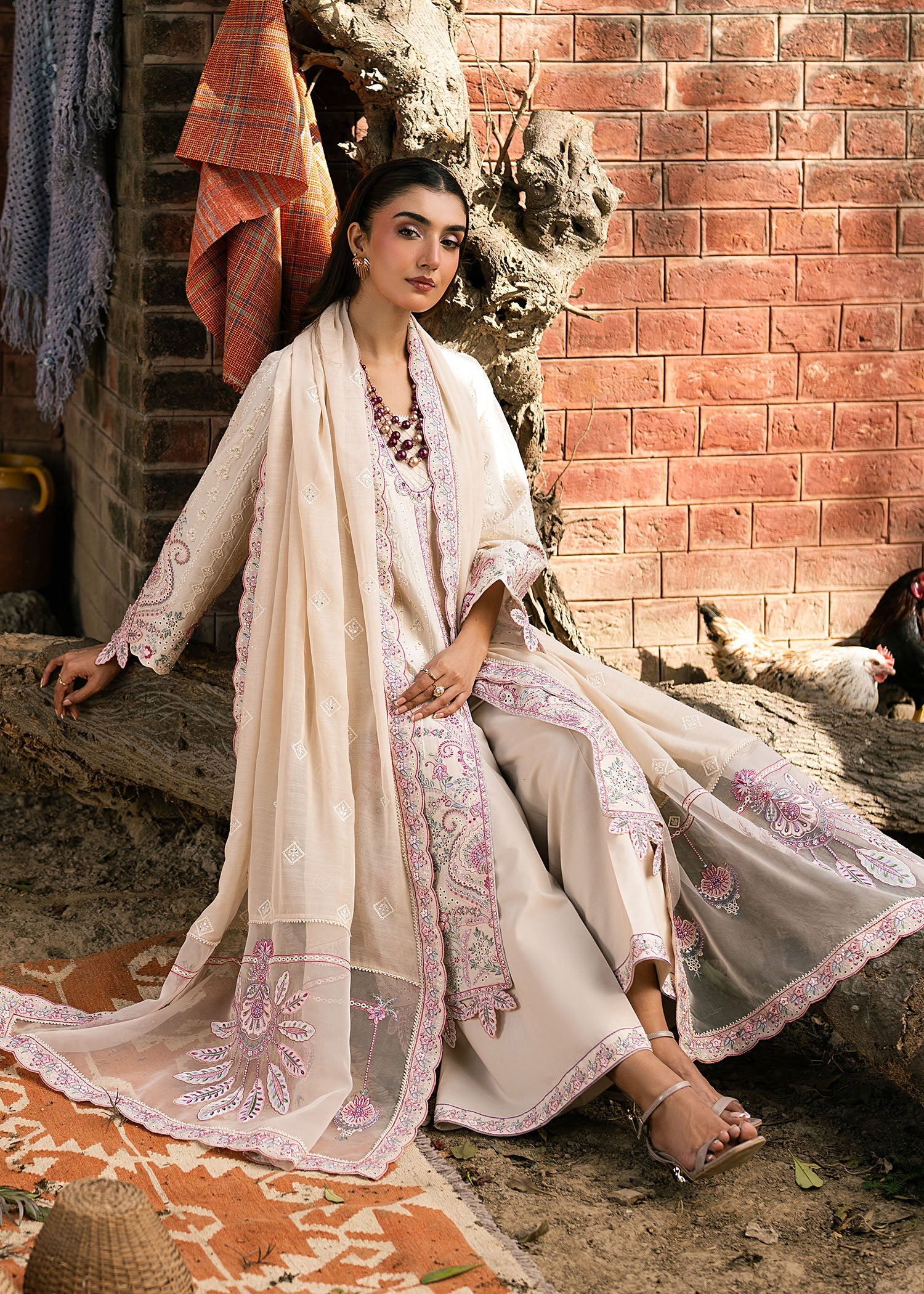 Zarizaa | Aura by Flora | Lotus