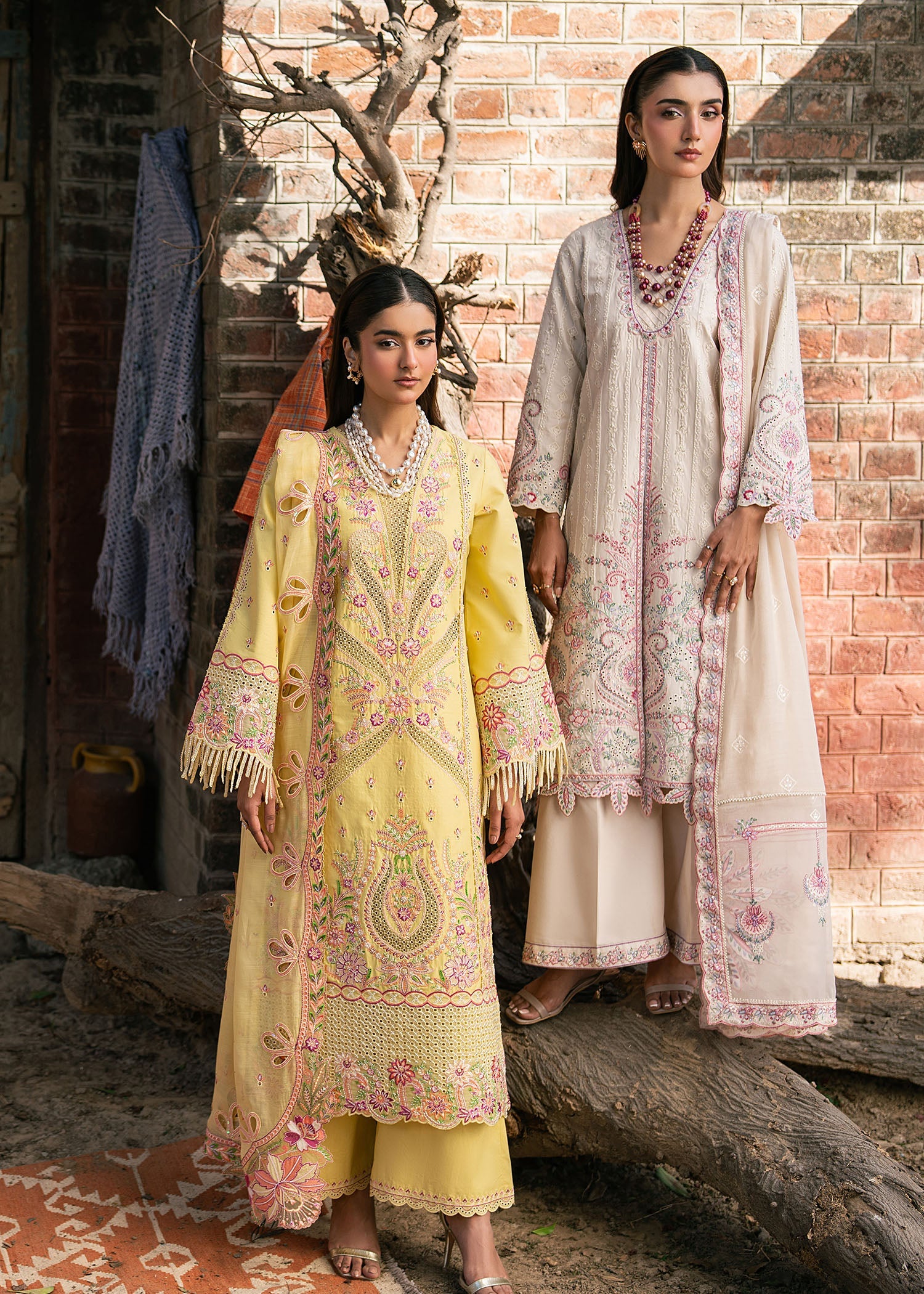 Zarizaa | Aura by Flora | Honey