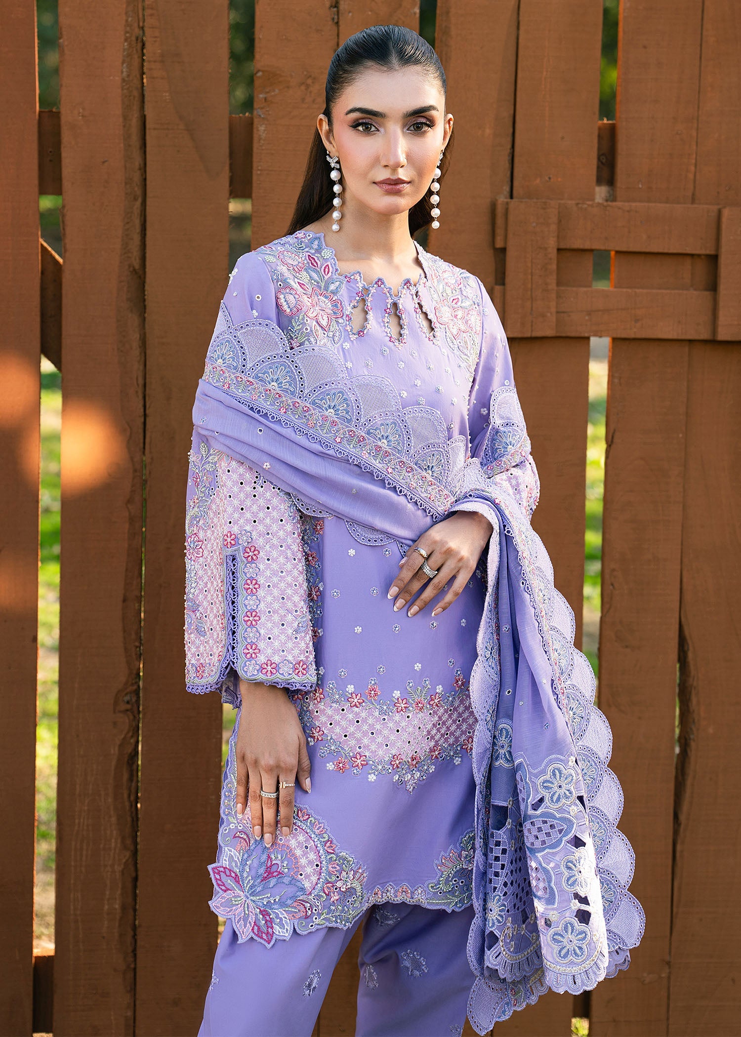 Zarizaa | Aura by Flora | Whims