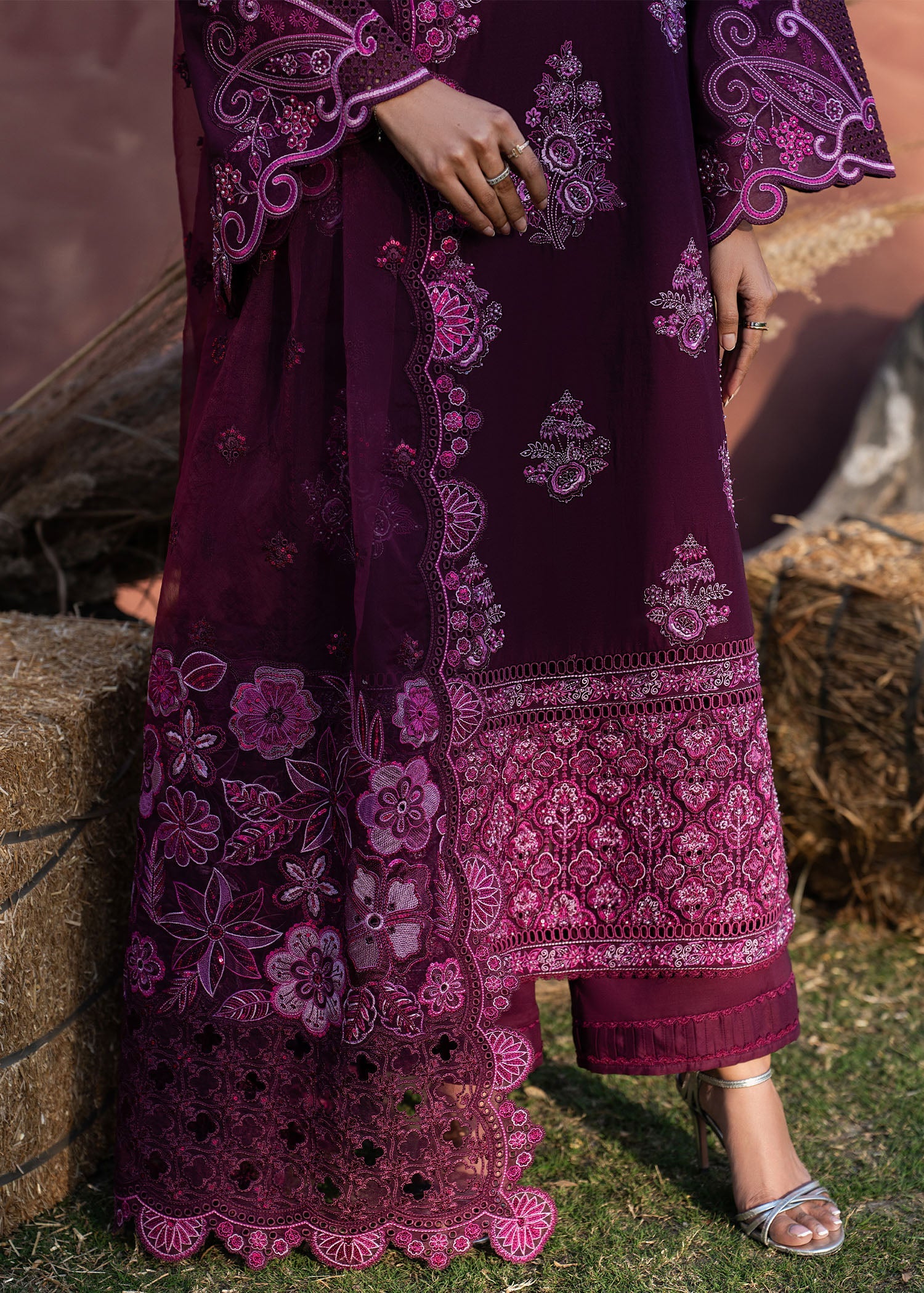 Zarizaa | Aura by Flora | Berry