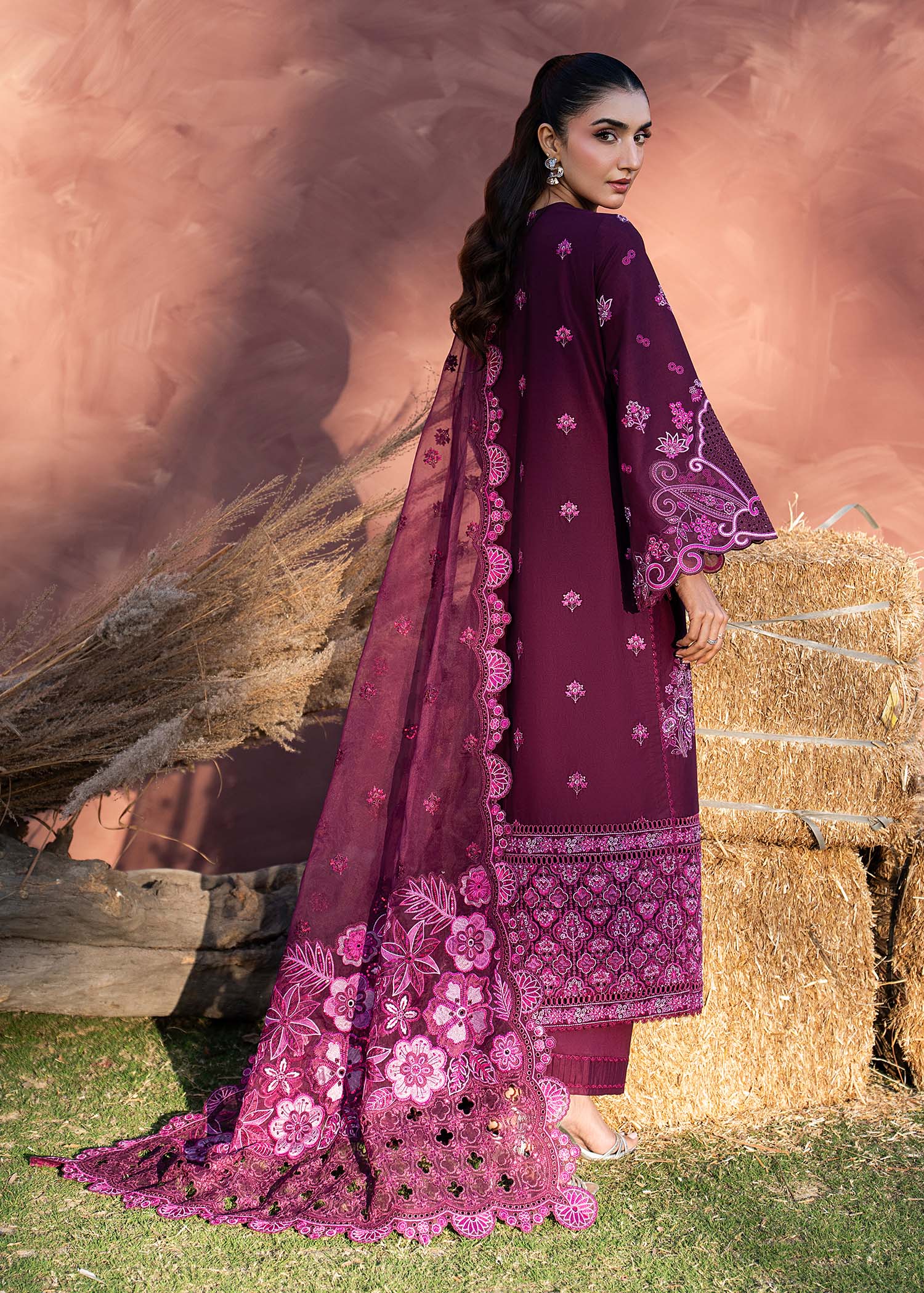 Zarizaa | Aura by Flora | Berry