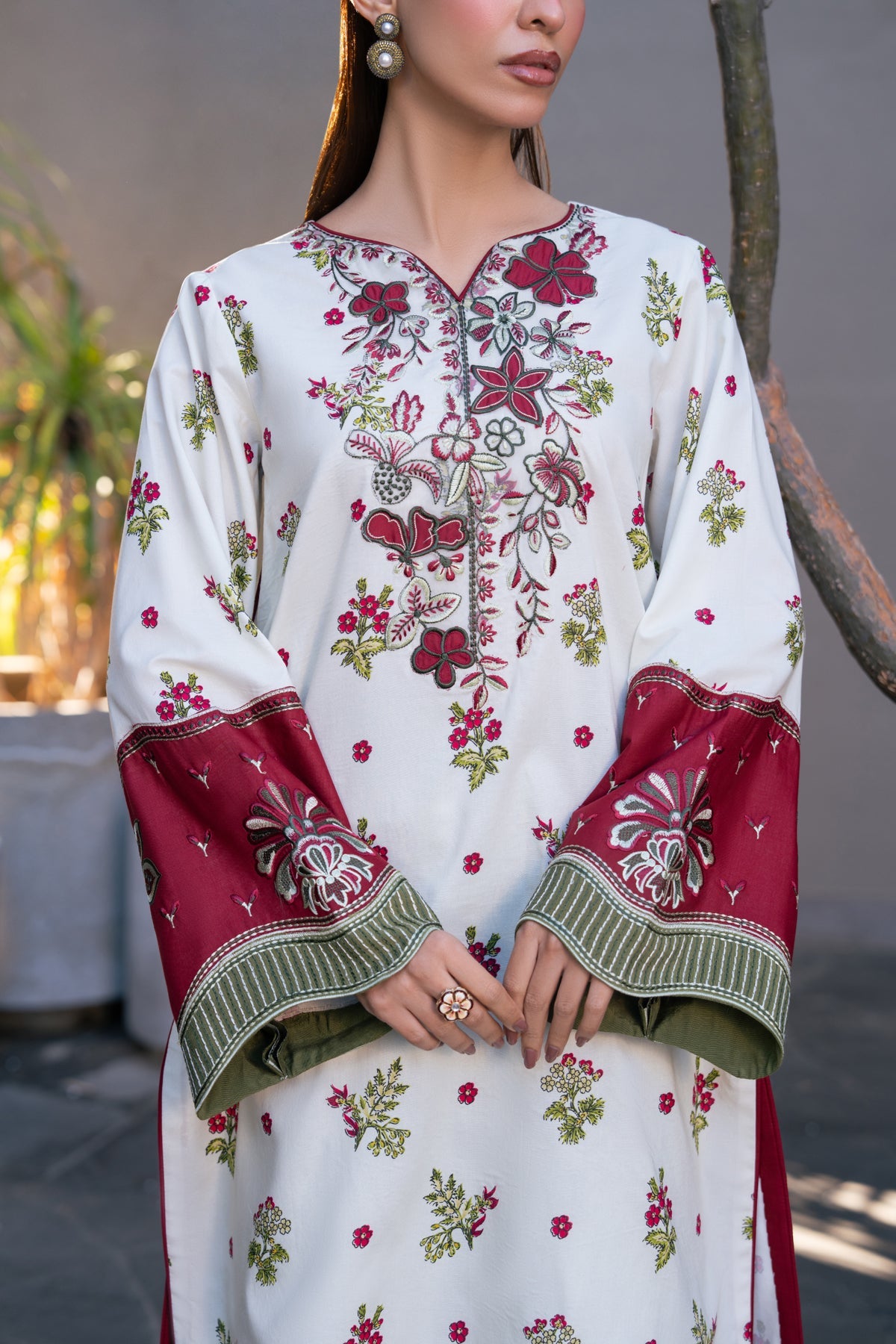 Xenia | Lawn | AMAL