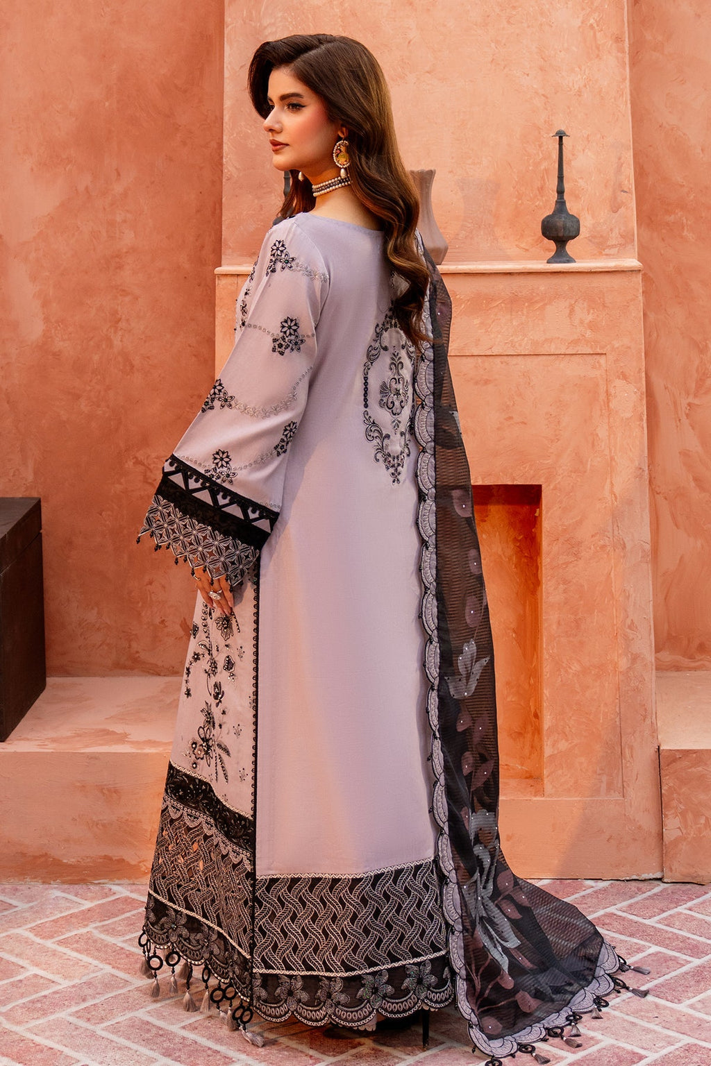 Razab | Mahi Tilla  Embroidered Lawn | RMH-08