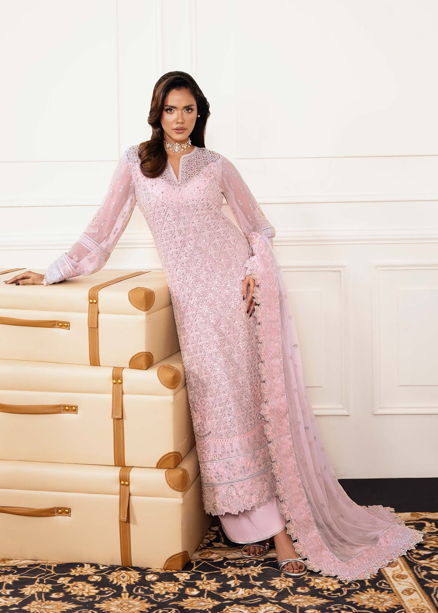 ZARIZAA | CHECK-IN 5 SERIES | PRISM