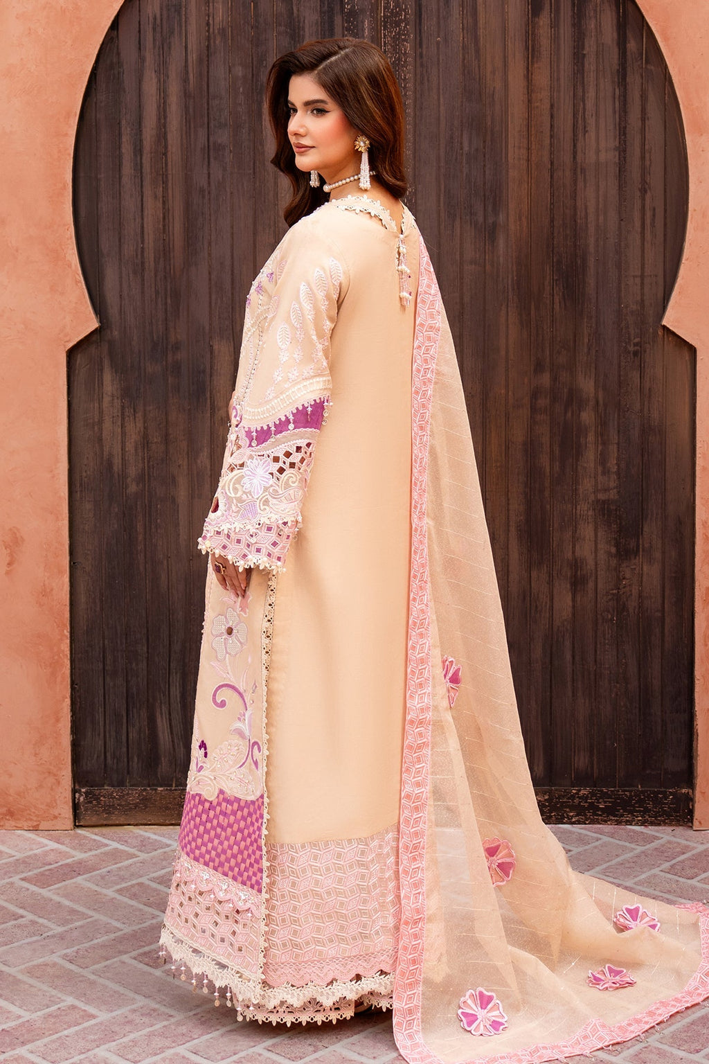 Razab | Mahi Tilla  Embroidered Lawn | RMH-04
