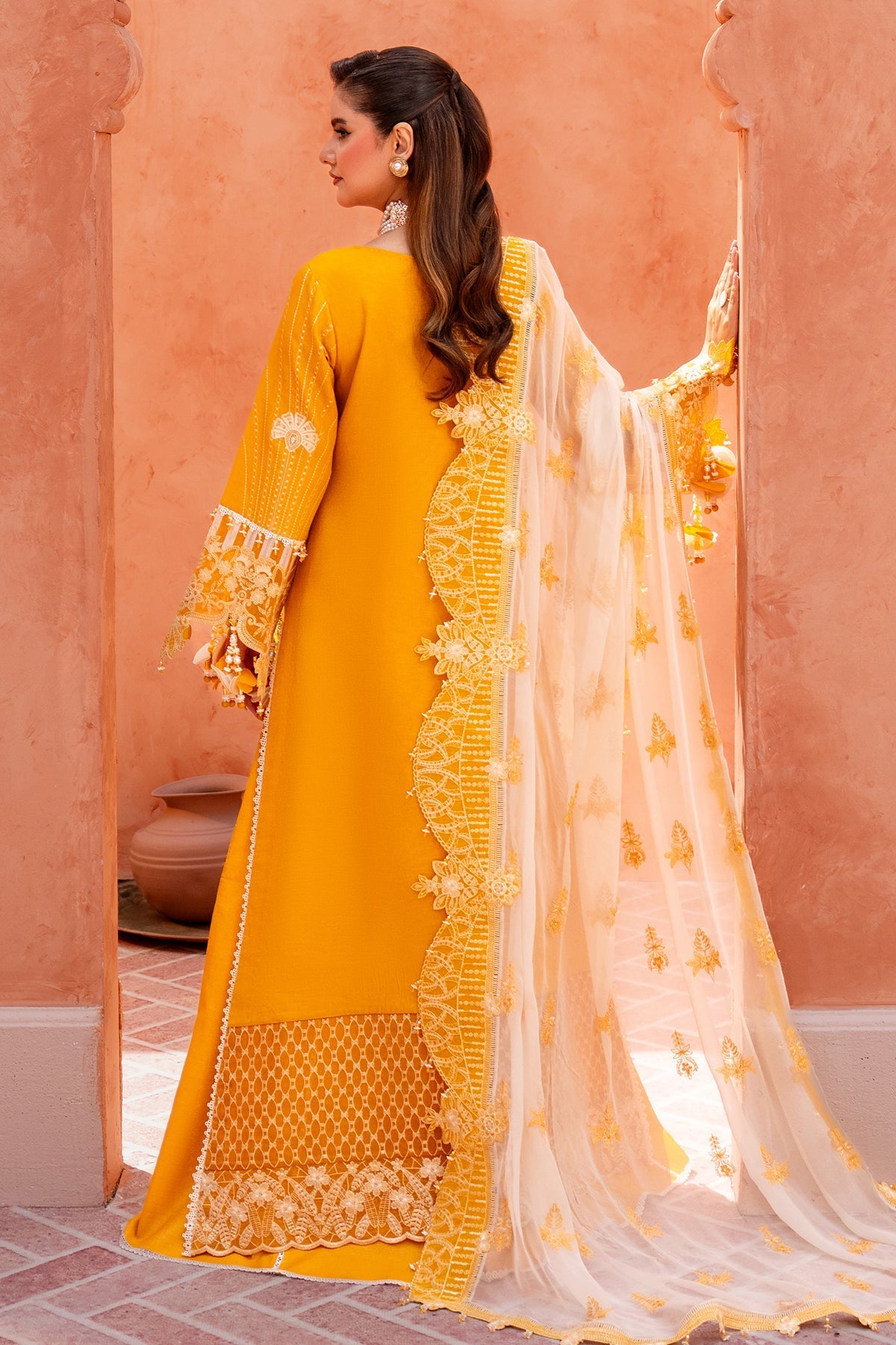 Razab | Mahi Tilla  Embroidered Lawn | RMH-01