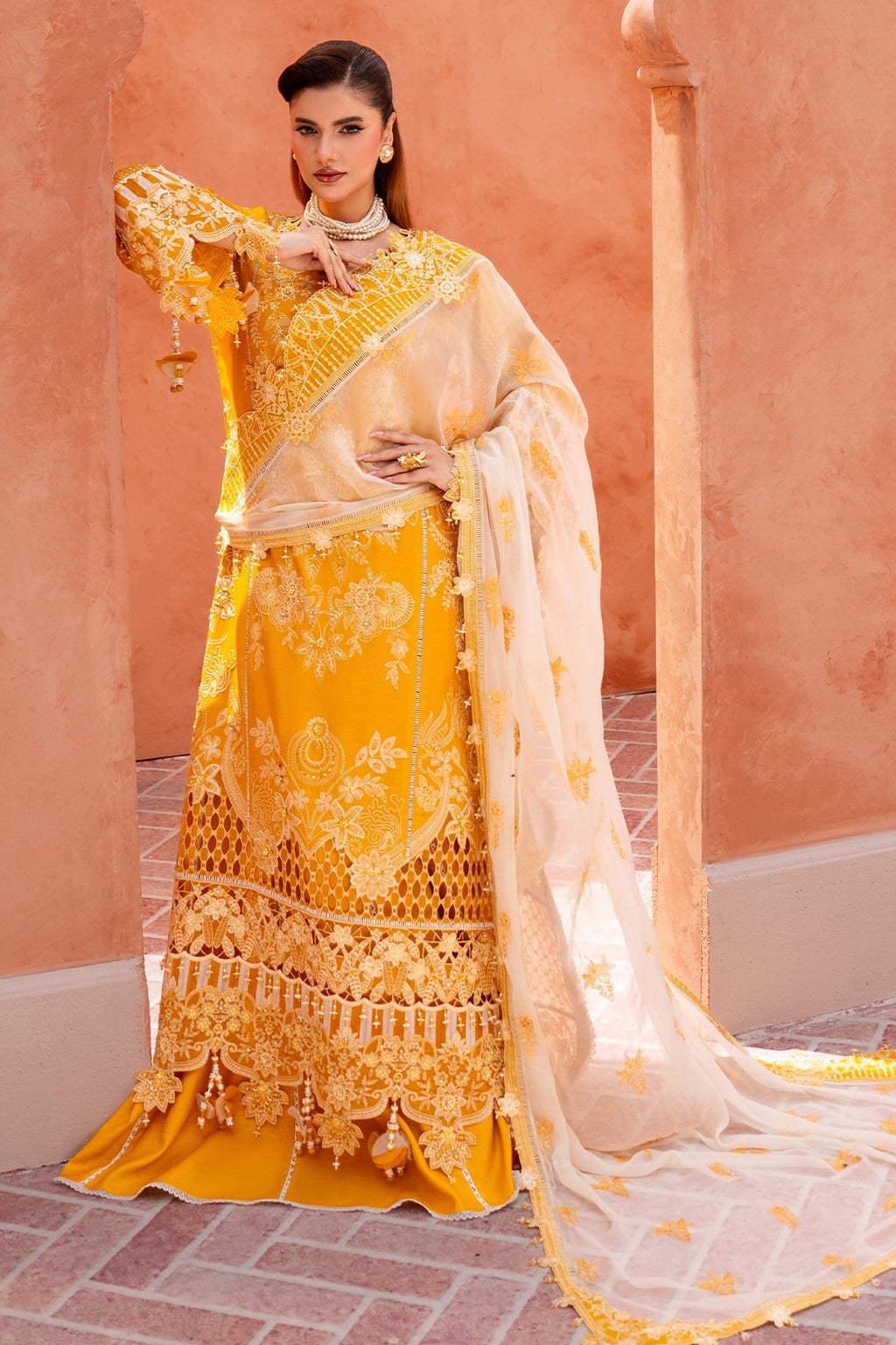 Razab | Mahi Tilla  Embroidered Lawn | RMH-01
