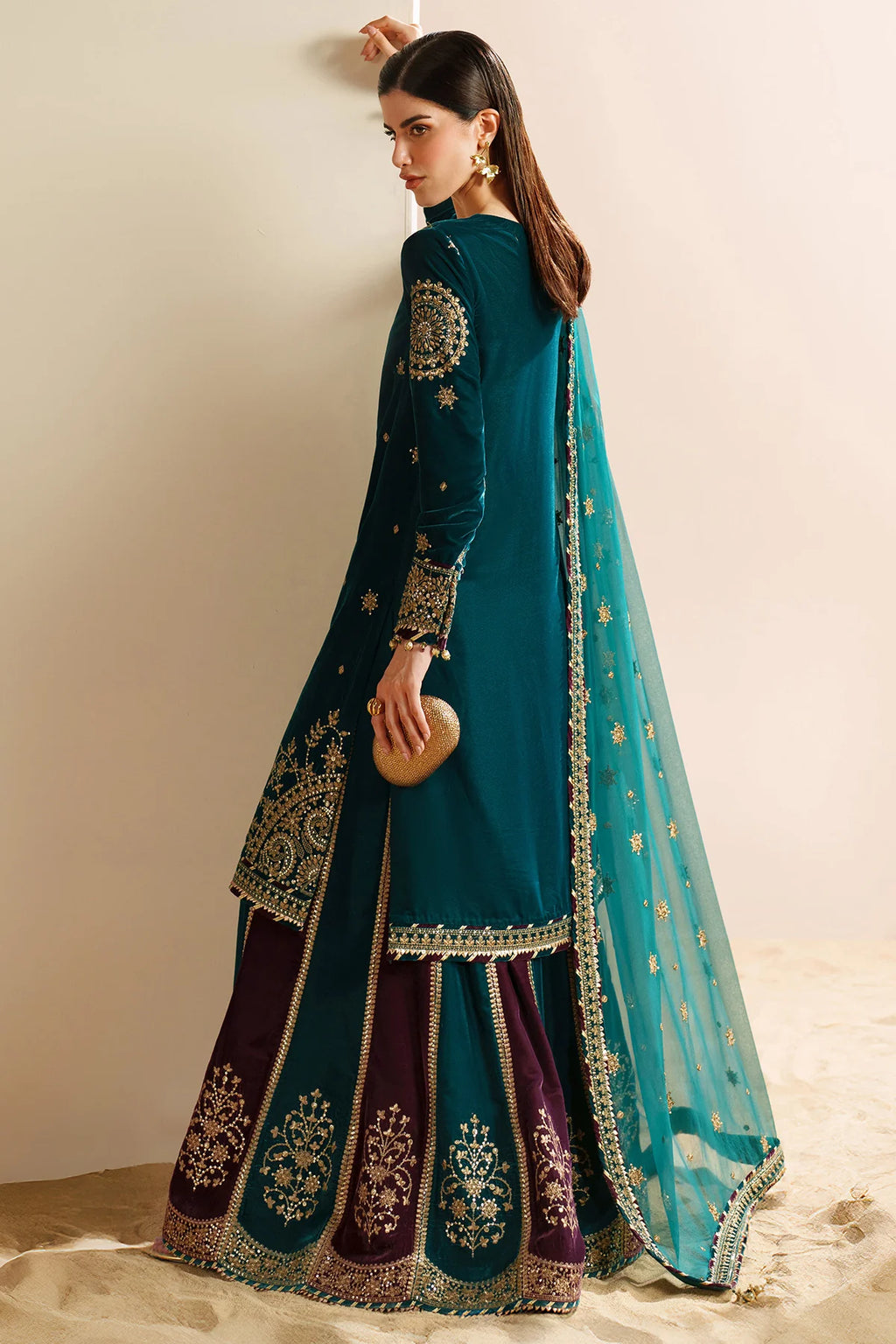 Jazmin | Embroidered Velvet | VVF D-8