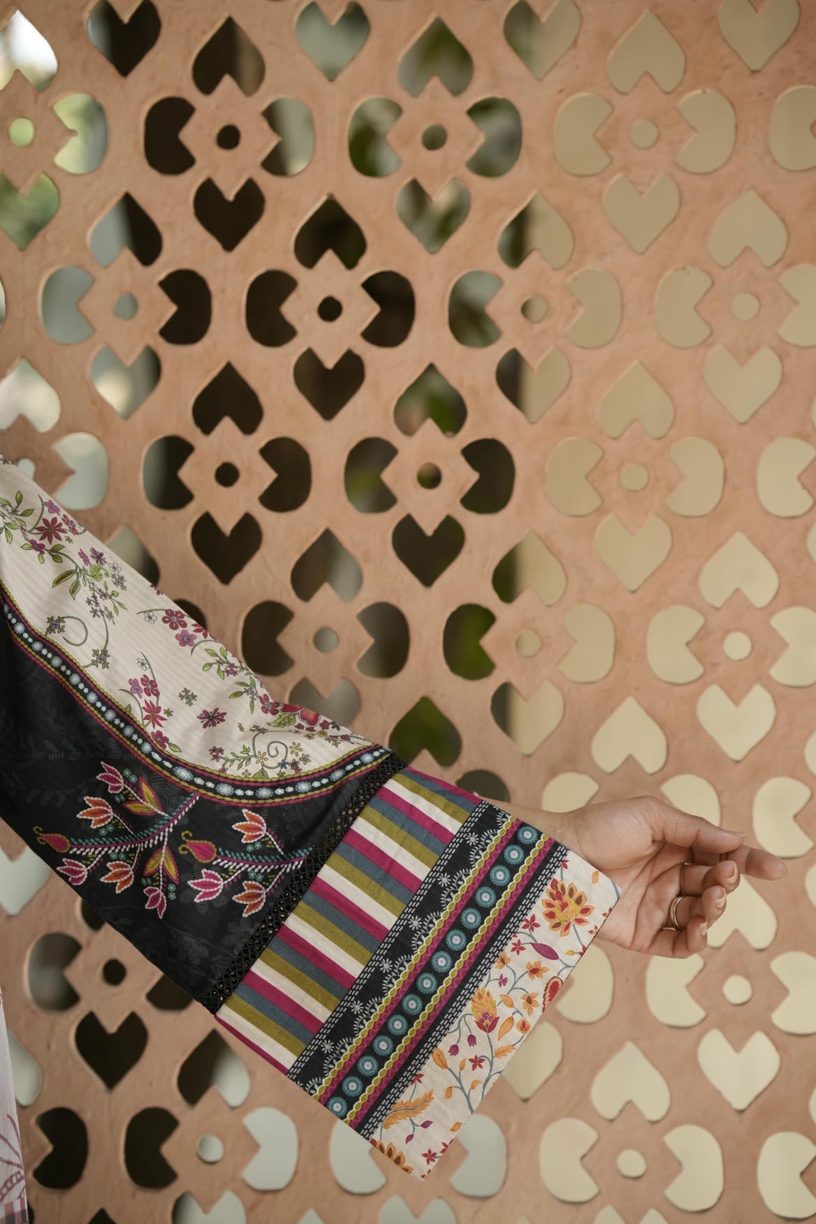 Rajah's | Rani VOL 3 - EID'26 EDIT | D-6308