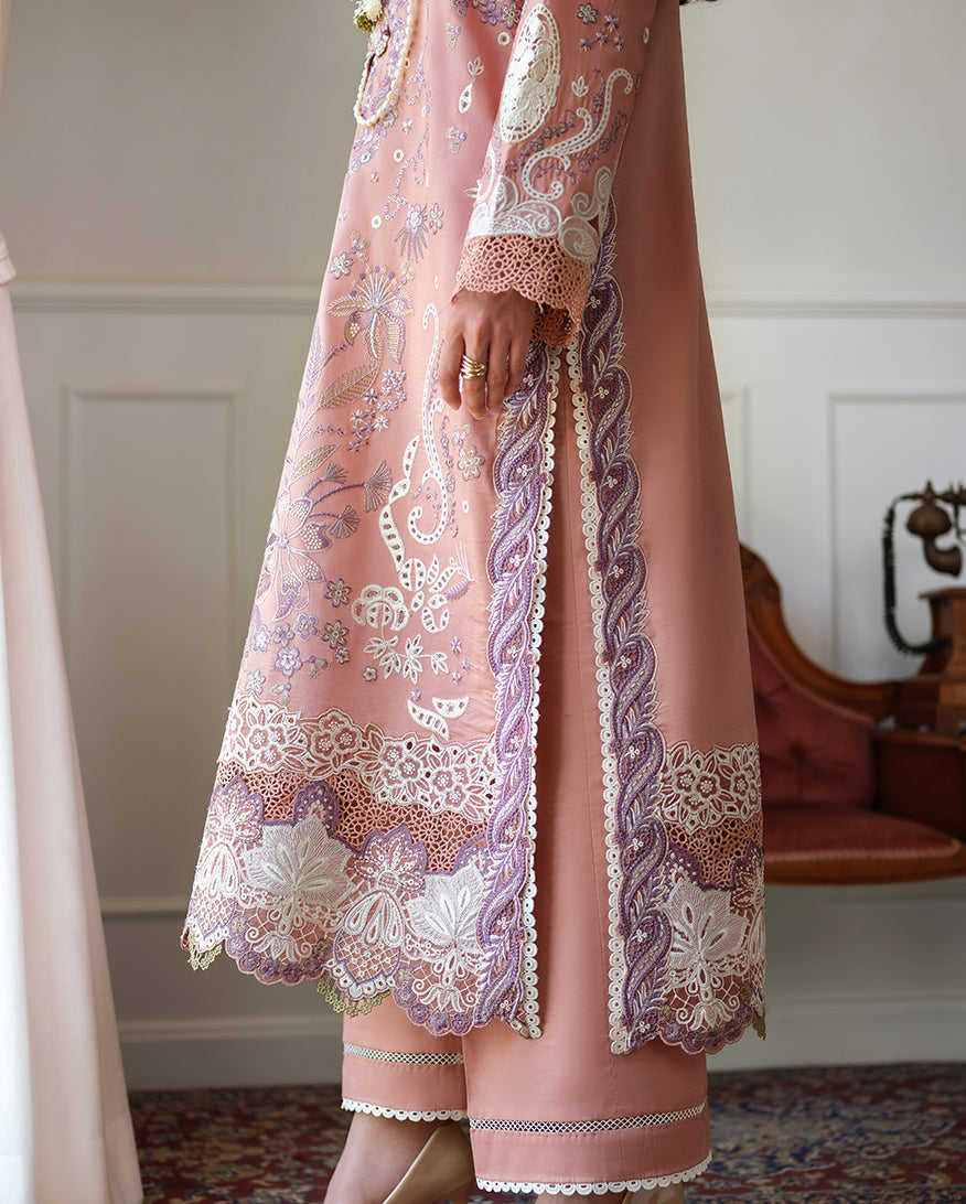 Mushq | Amoi - luxury lawn | Daisy Chain