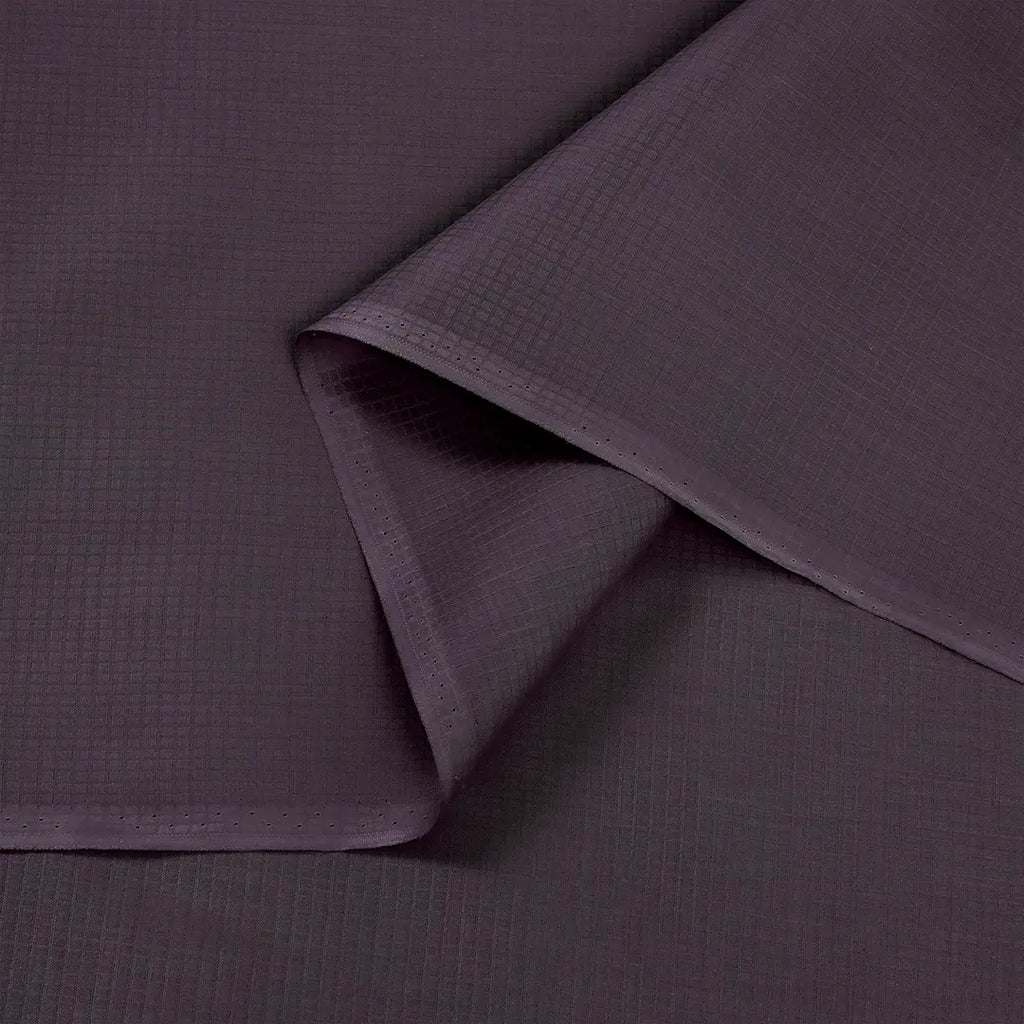 Deluxe Suits
