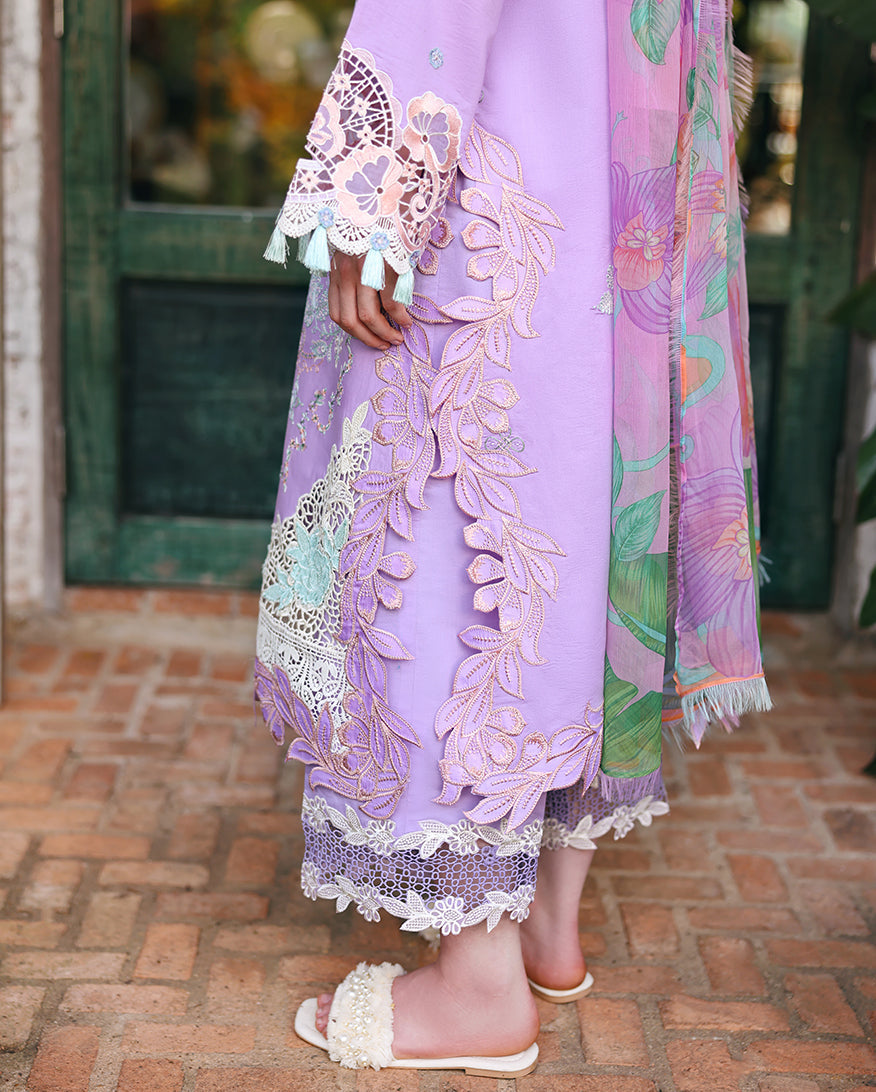 Mushq | Secret Garden - Chikankari Embroidered Lawn | Dewspell