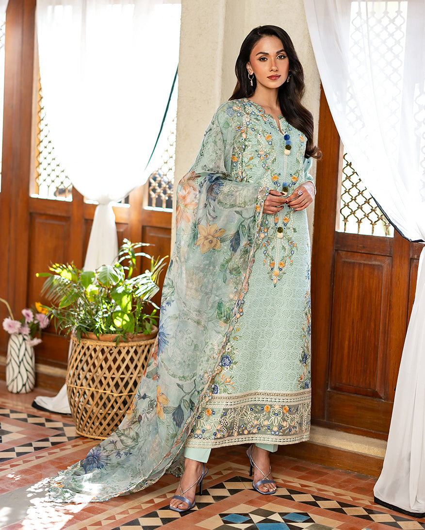 Mushq | Astoria - Festive lawn | Elif