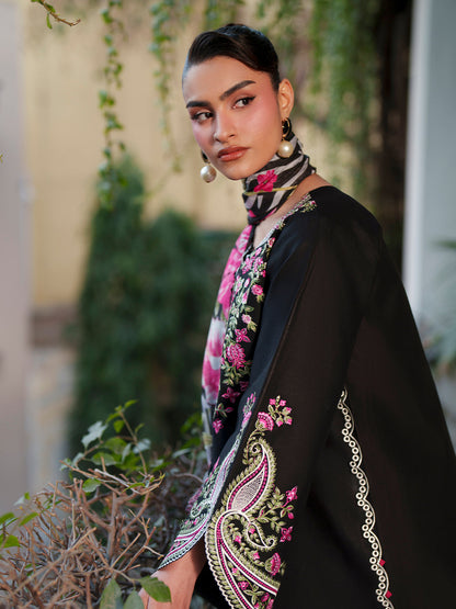 Mahnur | Fiona Lawn | F-09