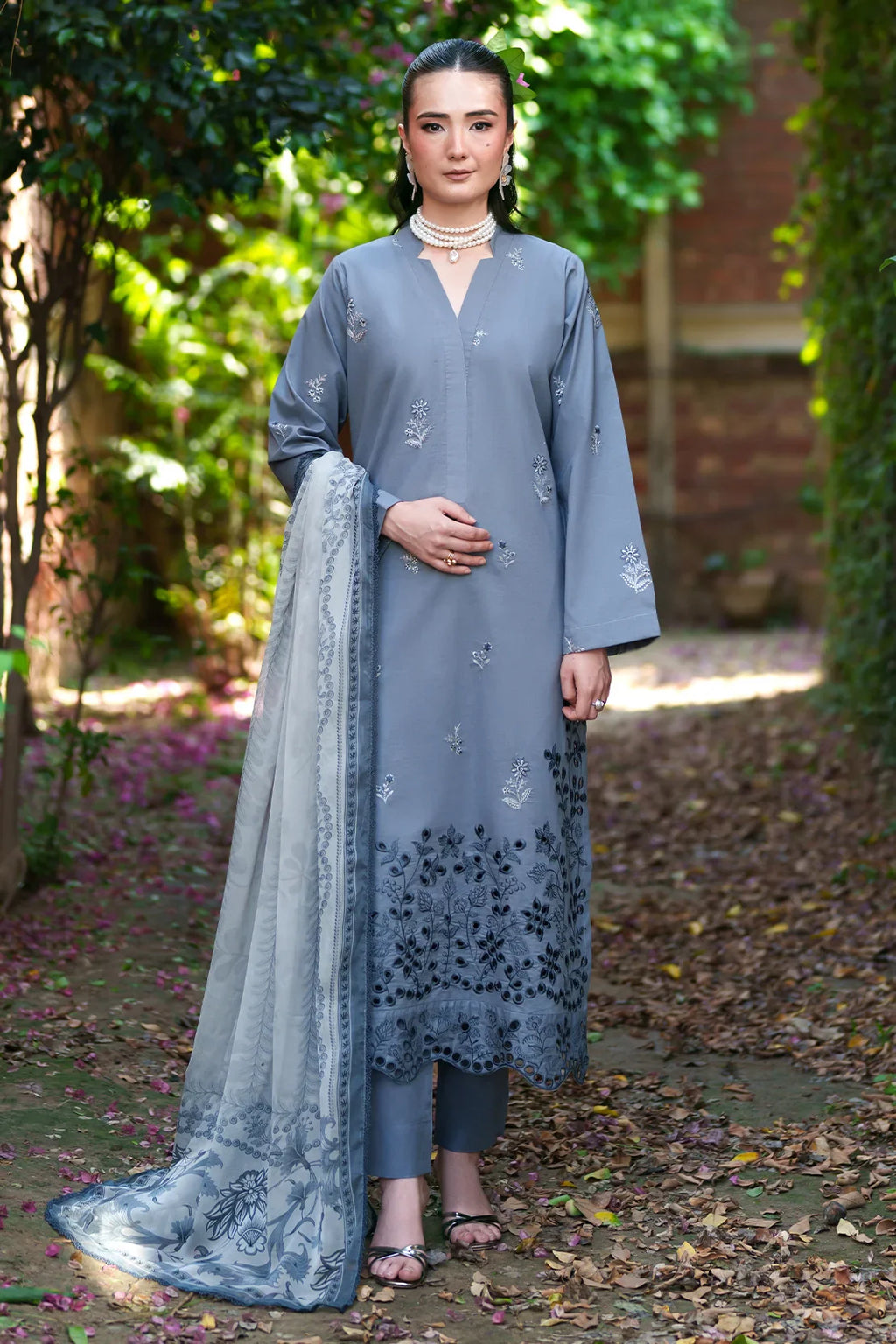 Rashid | Garden Reverie Luxury Embroidered Lawn | 3704