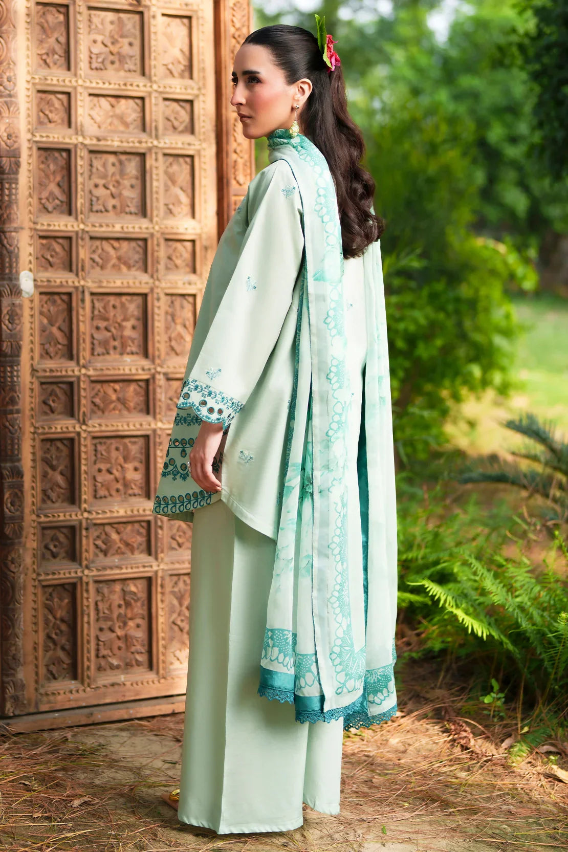 Rashid | Garden Reverie Luxury Embroidered Lawn | 3705