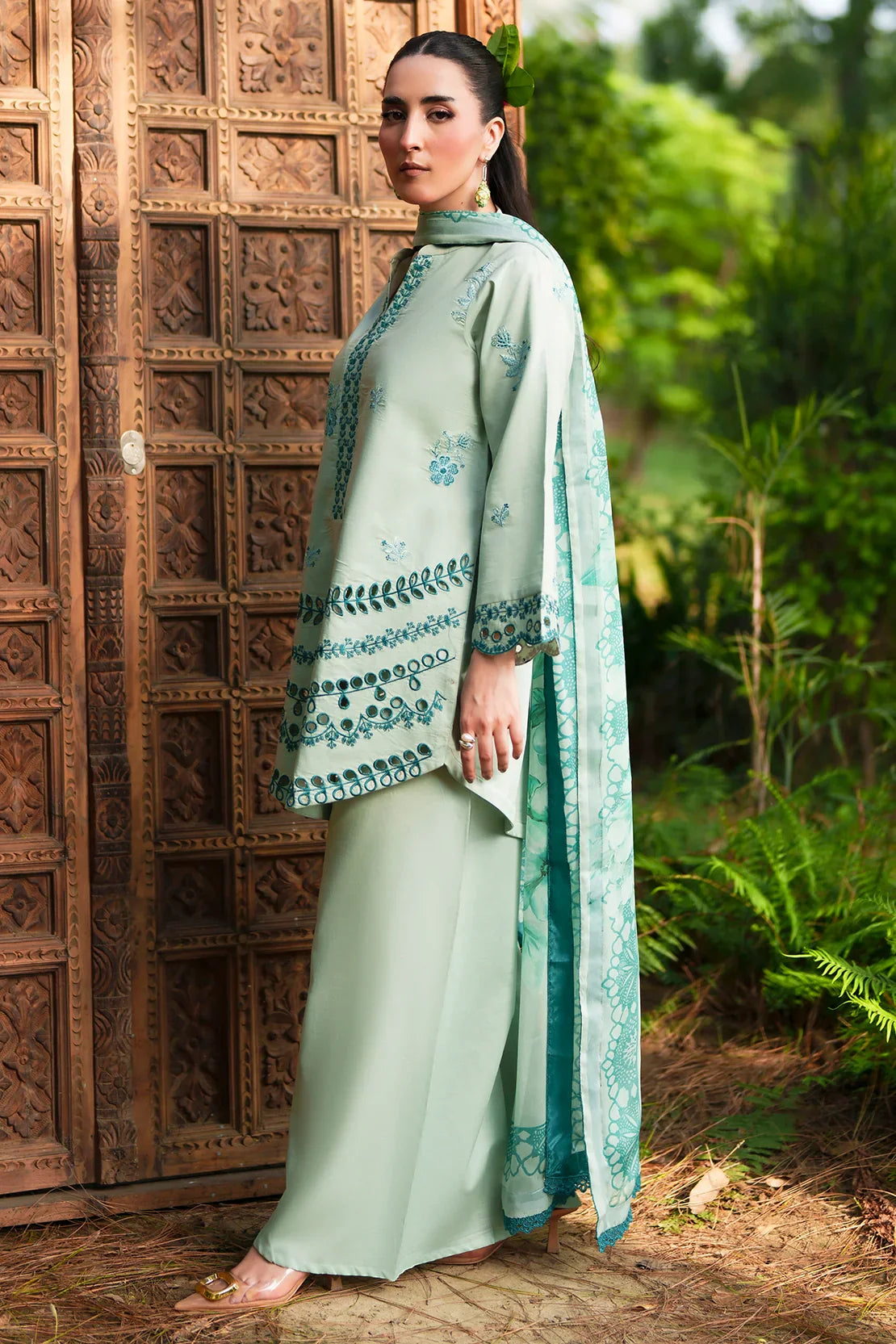 Rashid | Garden Reverie Luxury Embroidered Lawn | 3705