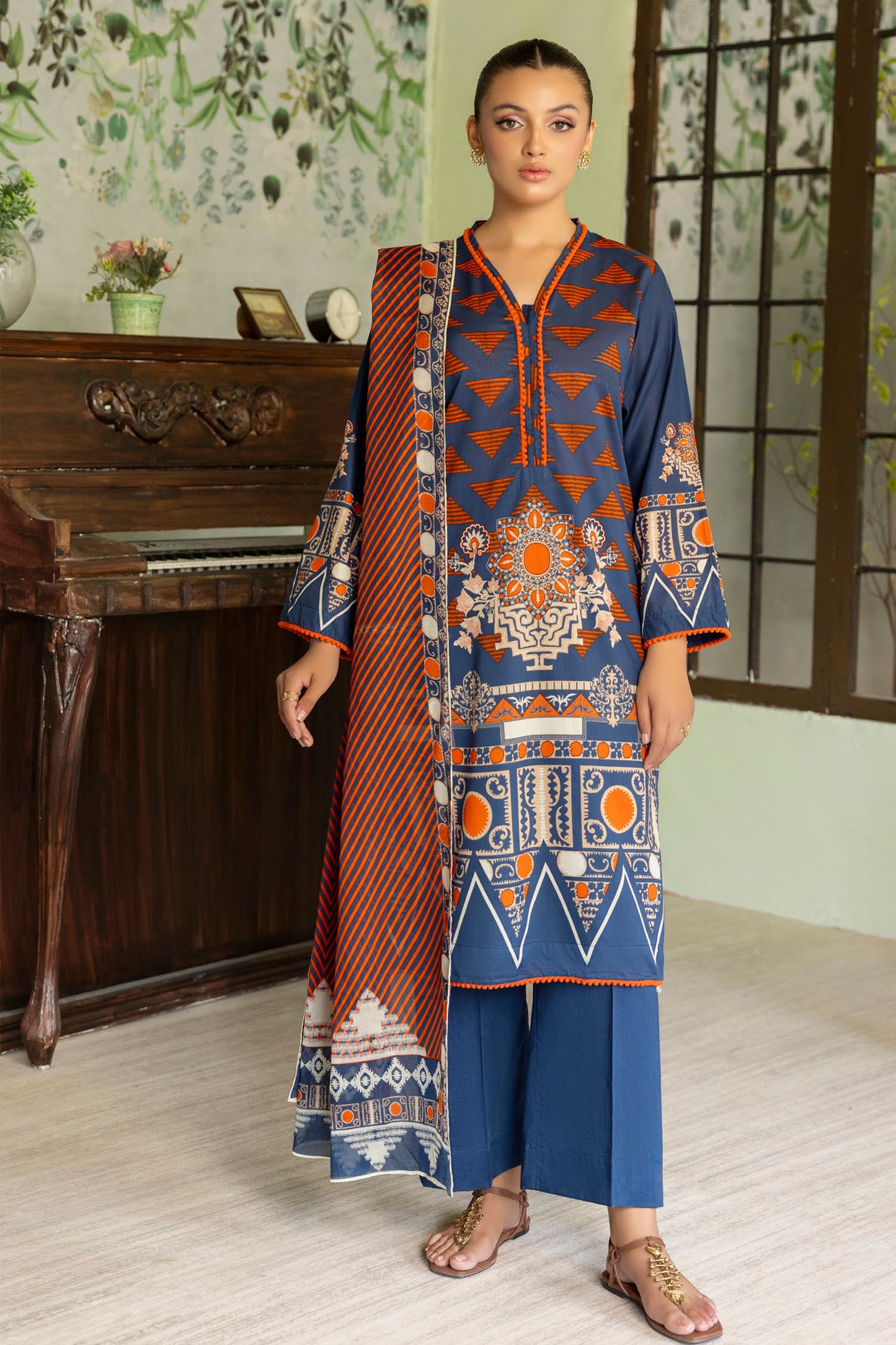 Gulahmed | Printed Lawn | SD 42022