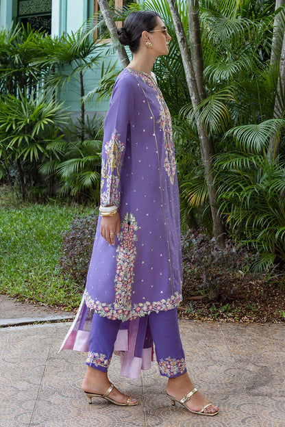 Mushq |  Raw Silk | Elaris