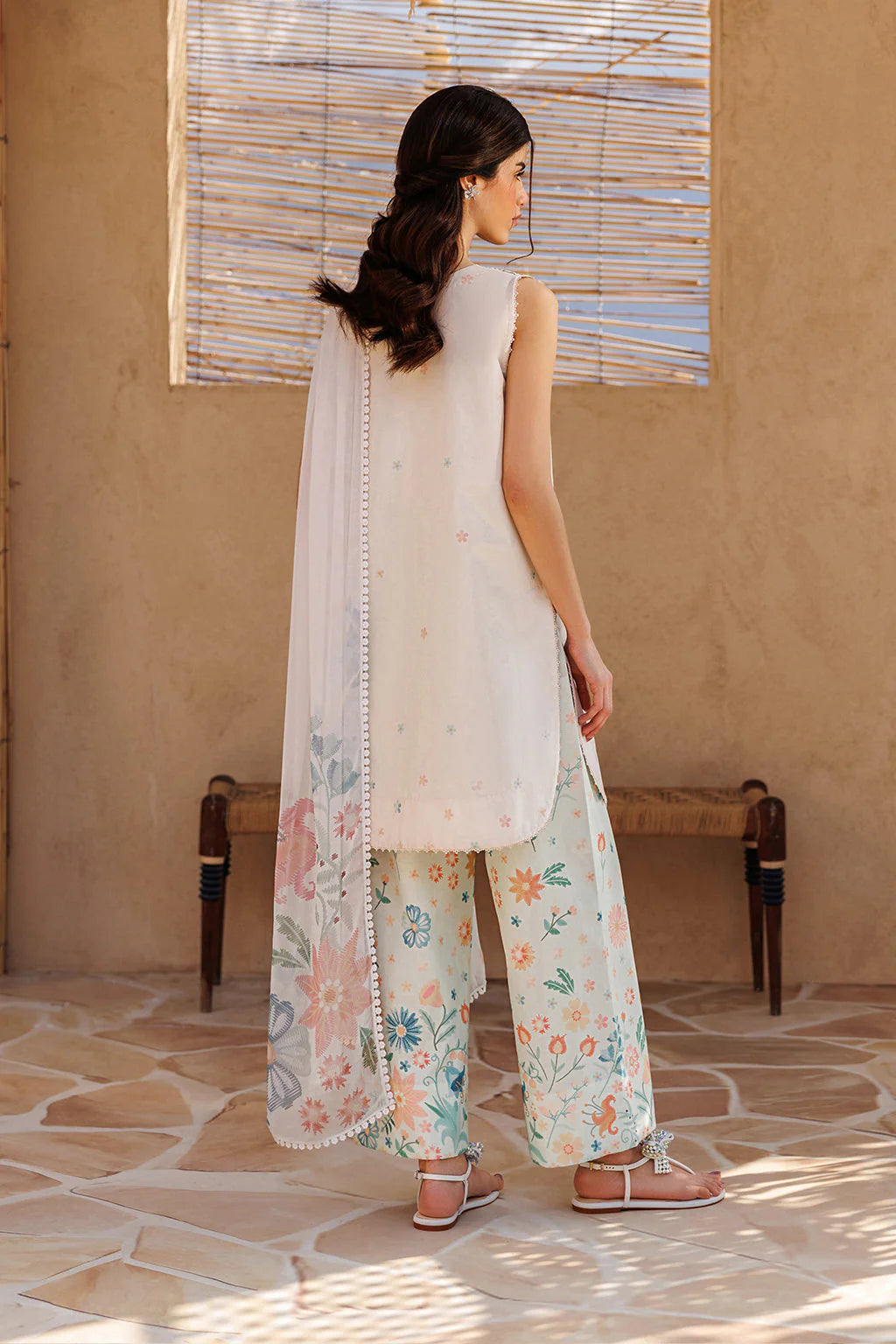 Iznik | Printed Lawn | UE-667