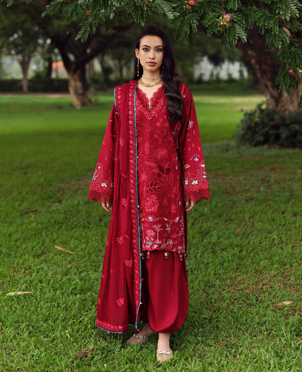 Republic | Lilas Luxury Unstitched Lawn '26 | Isara