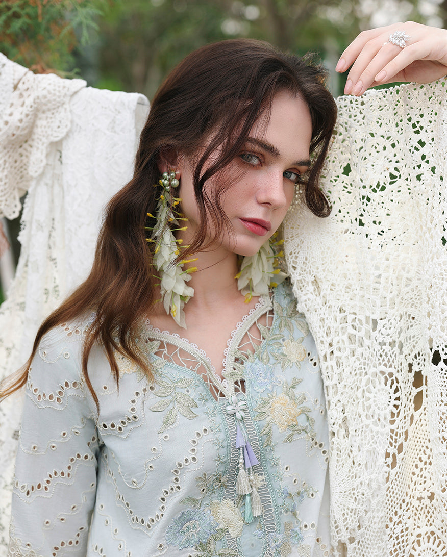 Mushq | Hemline - THe Secret Garden VOL 3 | Ivory Botanica