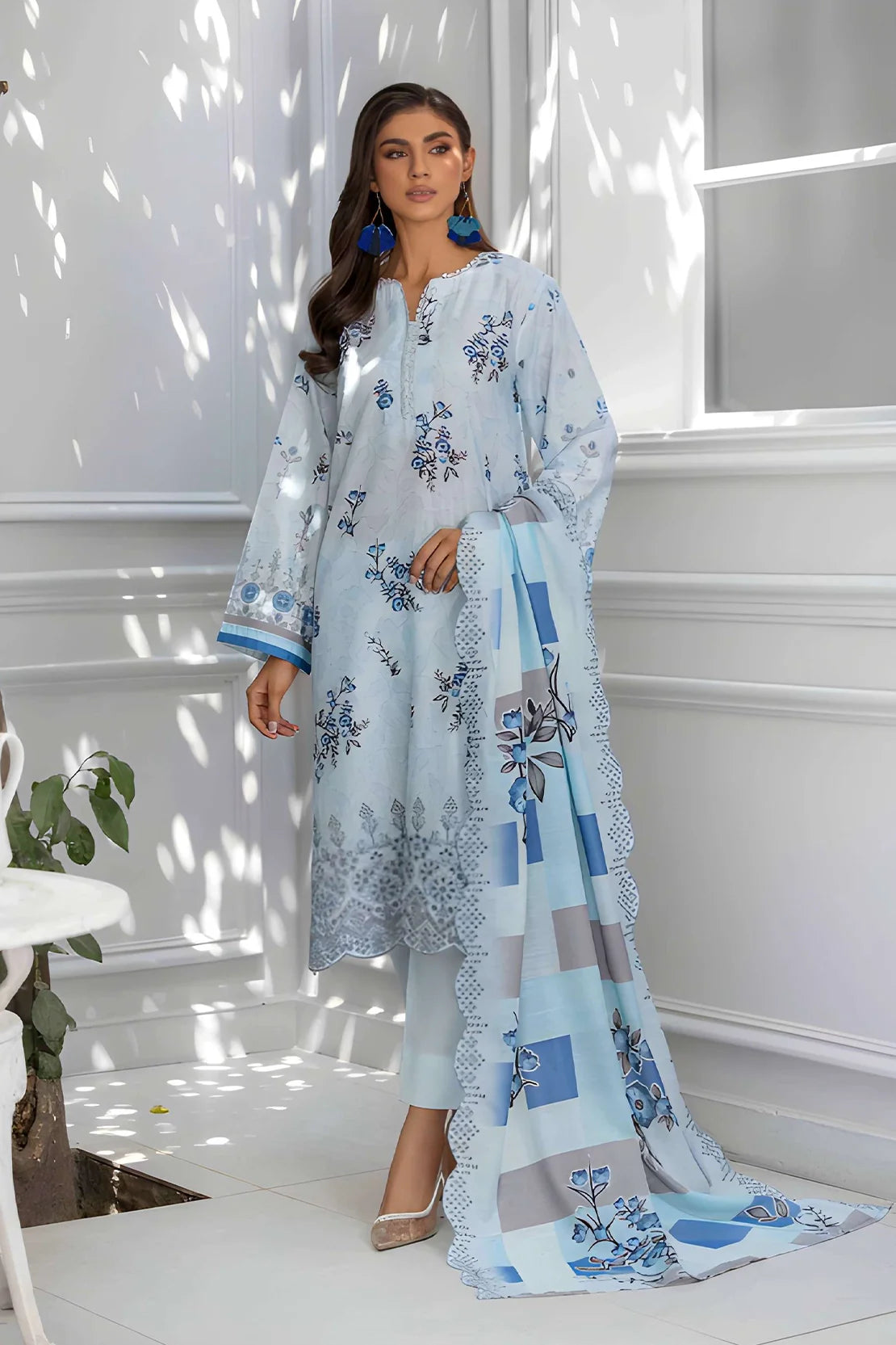 Rashid | Kaira Embroidered Lawn | 9192