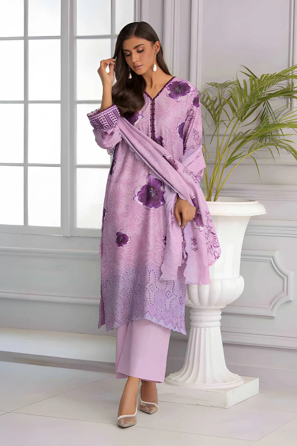 Rashid | Kaira Embroidered Lawn | 9195
