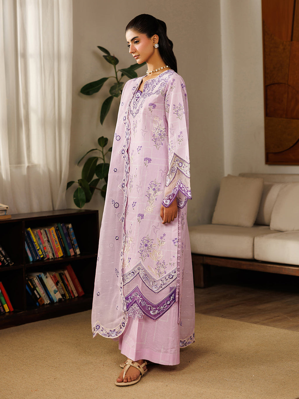 Mahnur | Leila 3 PC Lawn '26 | L-04