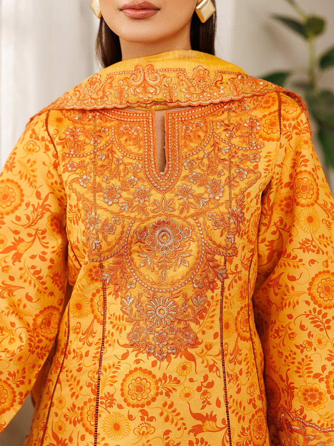 Mahnur | Leila 3 PC Lawn '26 | L-07
