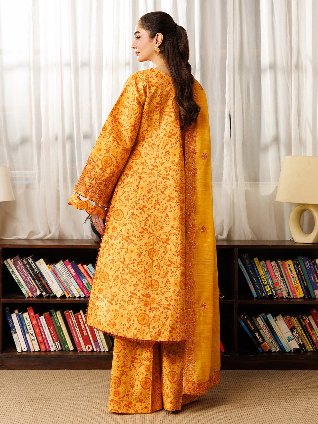 Mahnur | Leila 3 PC Lawn '26 | L-07