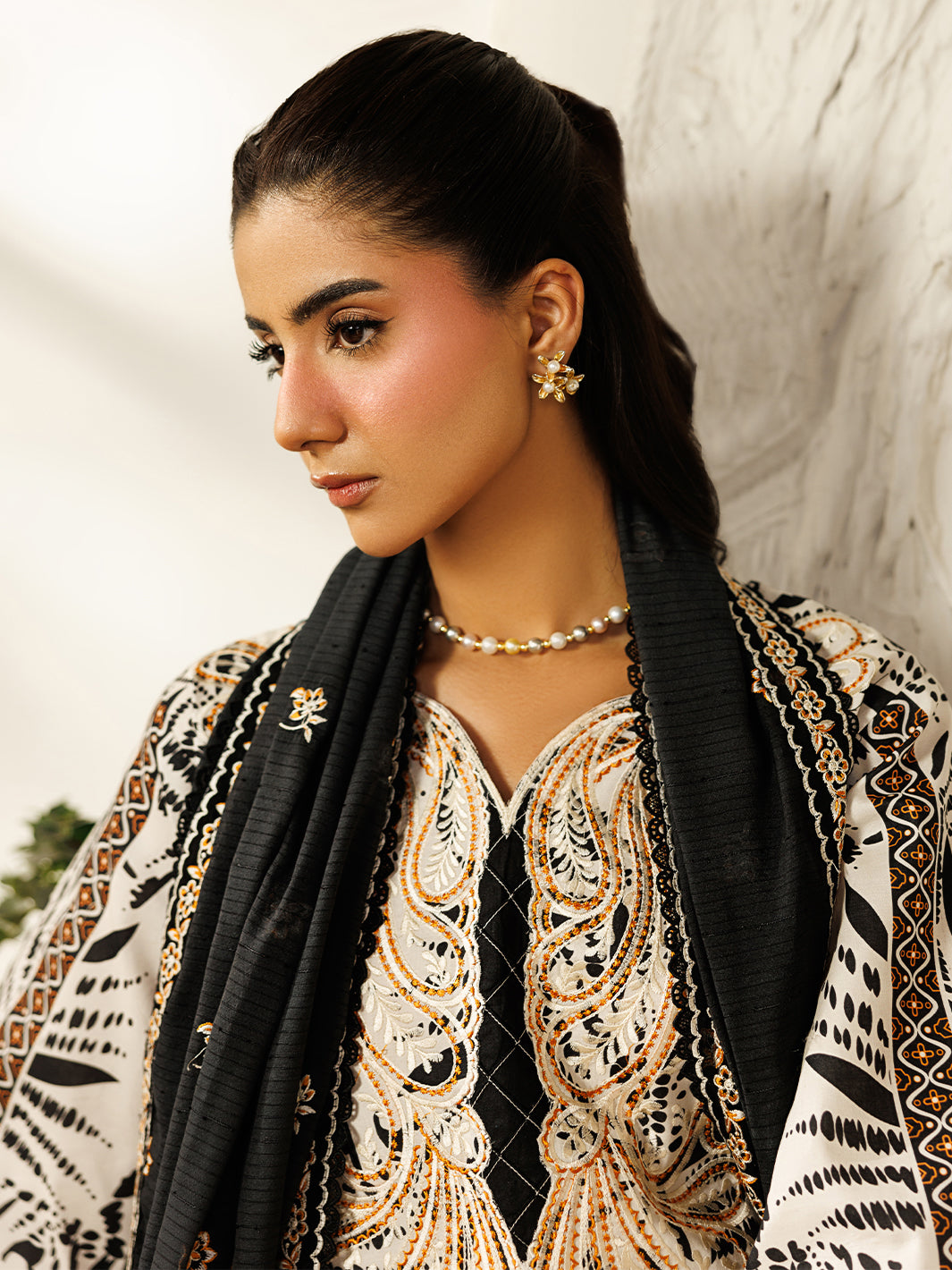 Mahnur | Leila 3 PC Lawn '26 | L-08