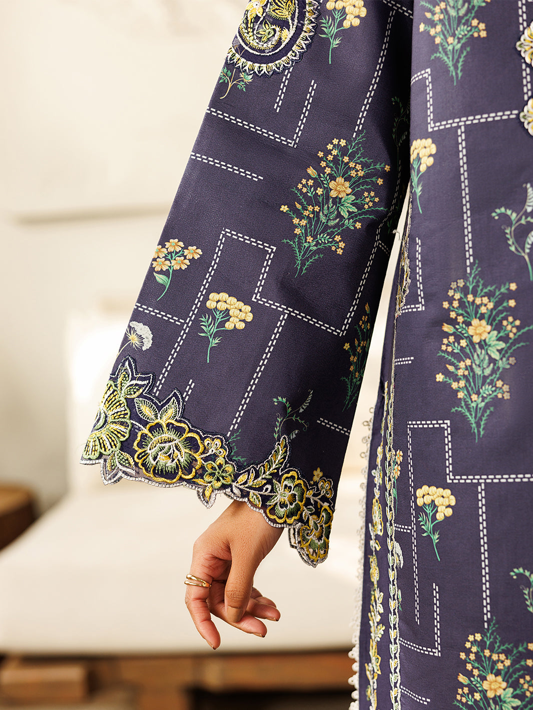 Mahnur | Leila 3 PC Lawn '26 | L-09