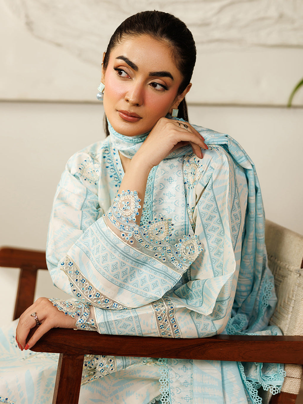 Mahnur | Leila 3 PC Lawn '26 | L-10
