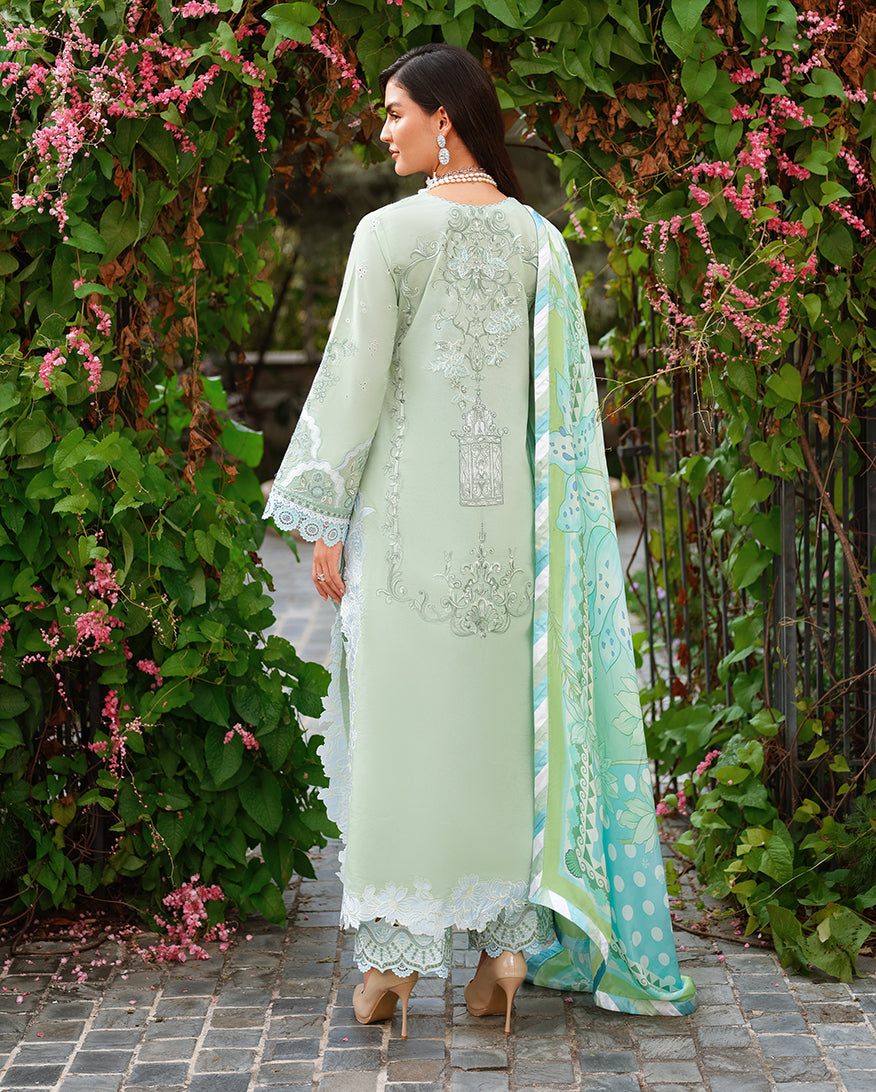 Mushq | Amoi - luxury lawn | Love Escape