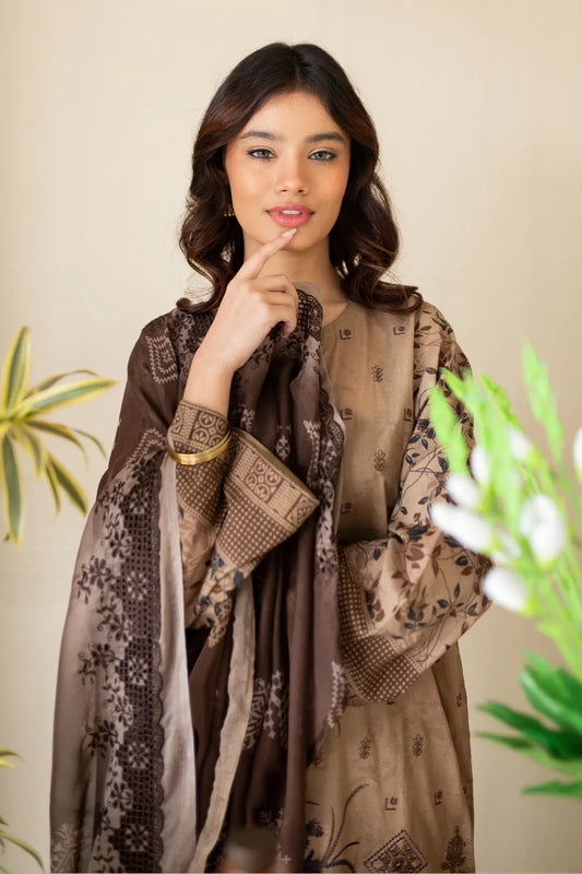 3 Piece - Embroidered Luxury Lawn - 8148