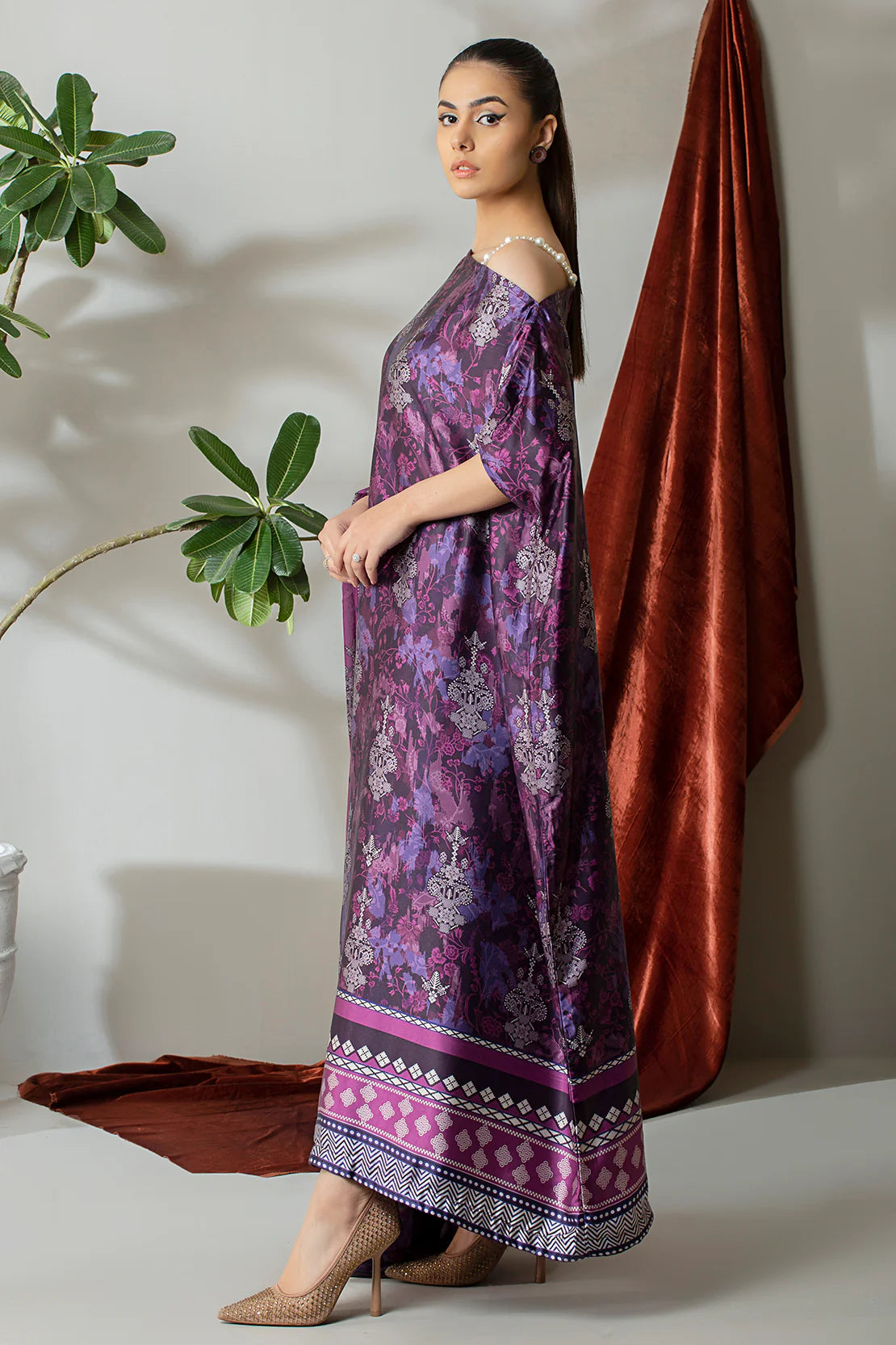 3 Piece – Digitally Printed Silk  – 8290