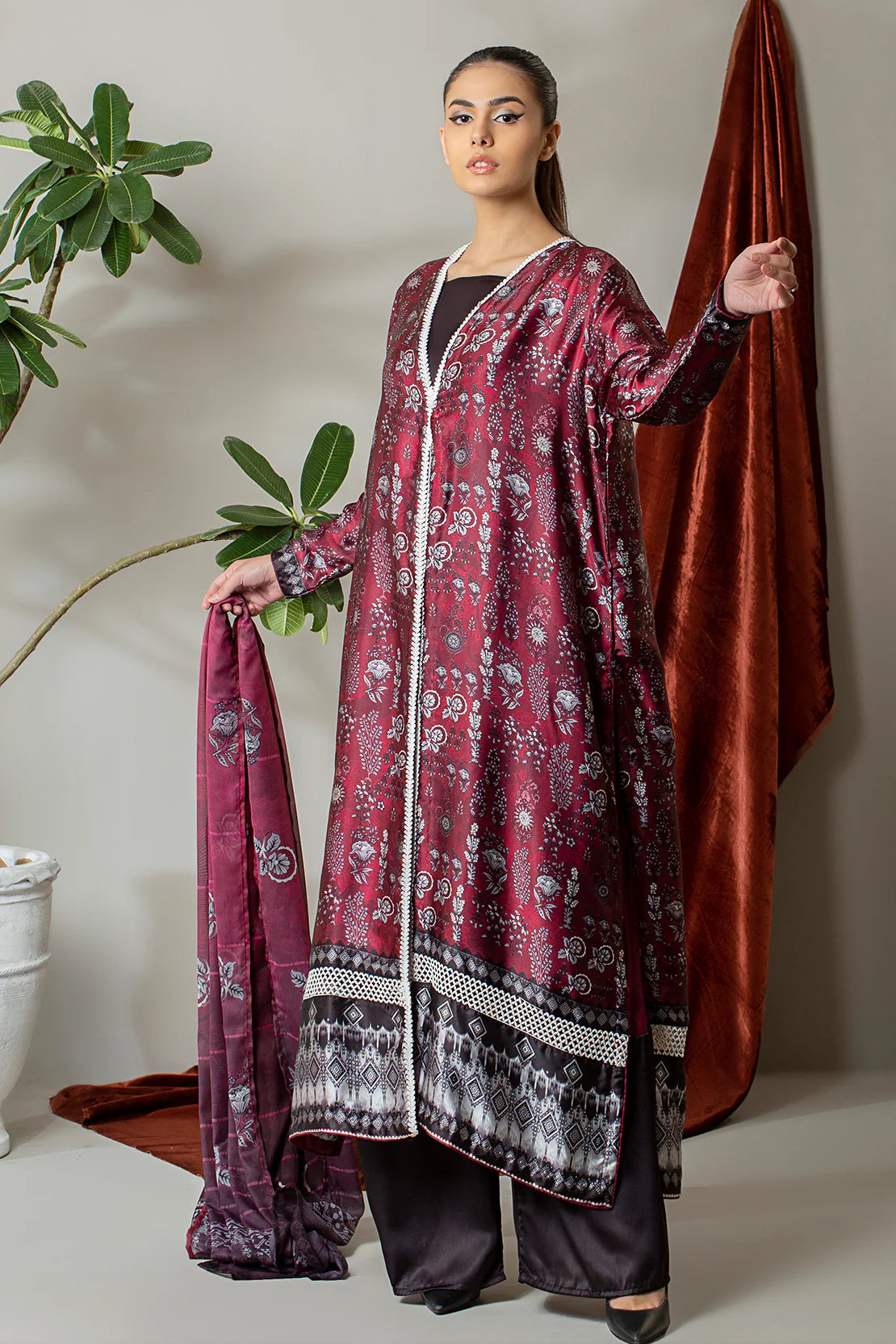 3 Piece – Digitally Printed Silk  – 8284