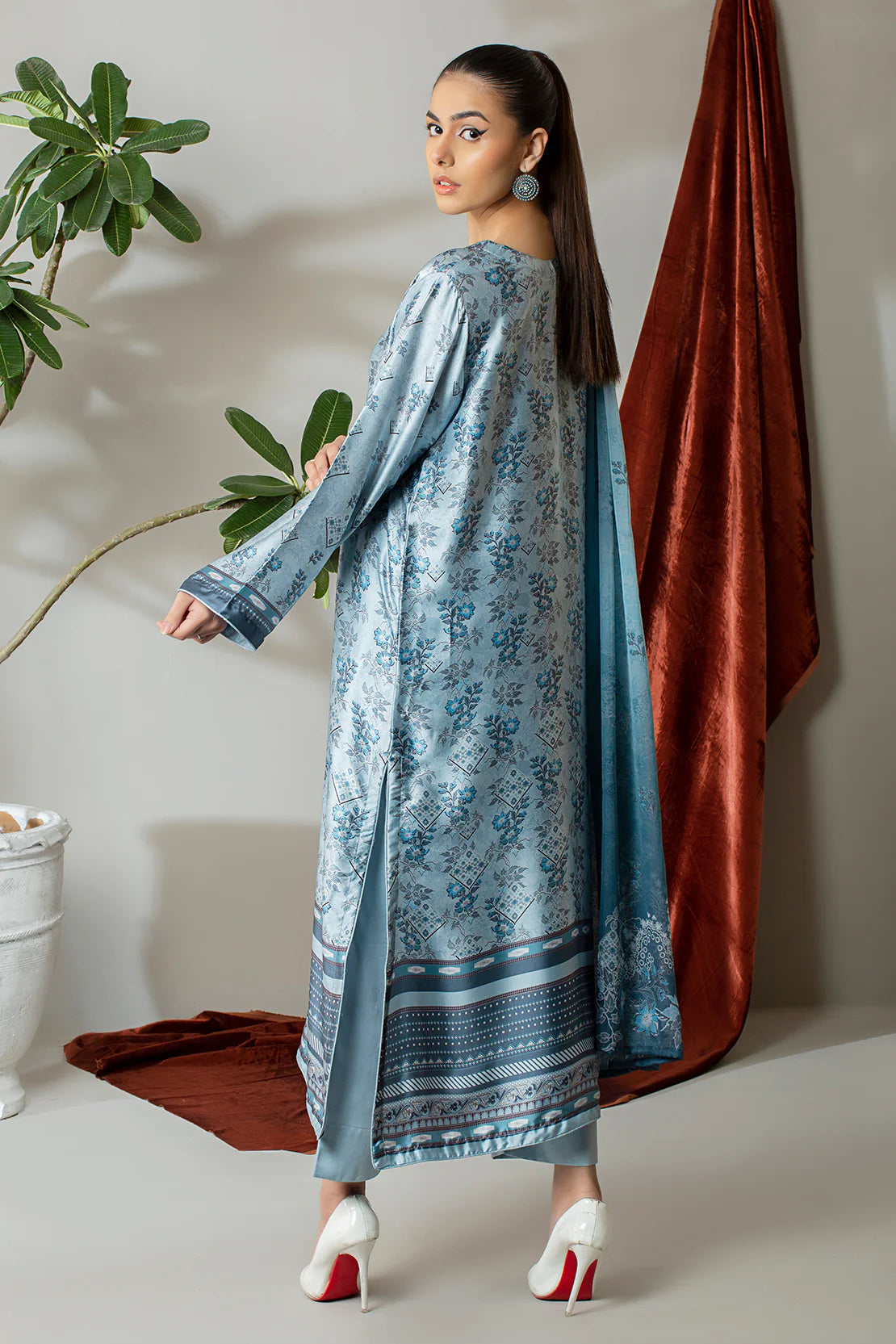 3 Piece – Digitally Printed Silk  – 8286