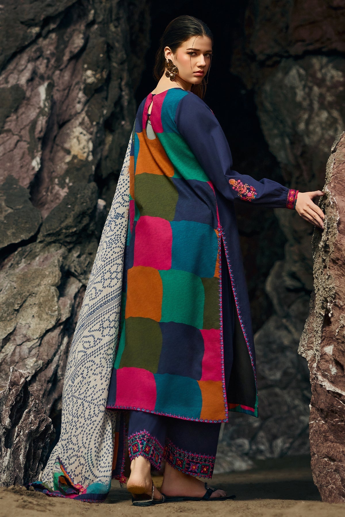 Charizma | SunShine - Vol 1 '26 - 3 PC Embroidered Lawn | CSN6-04