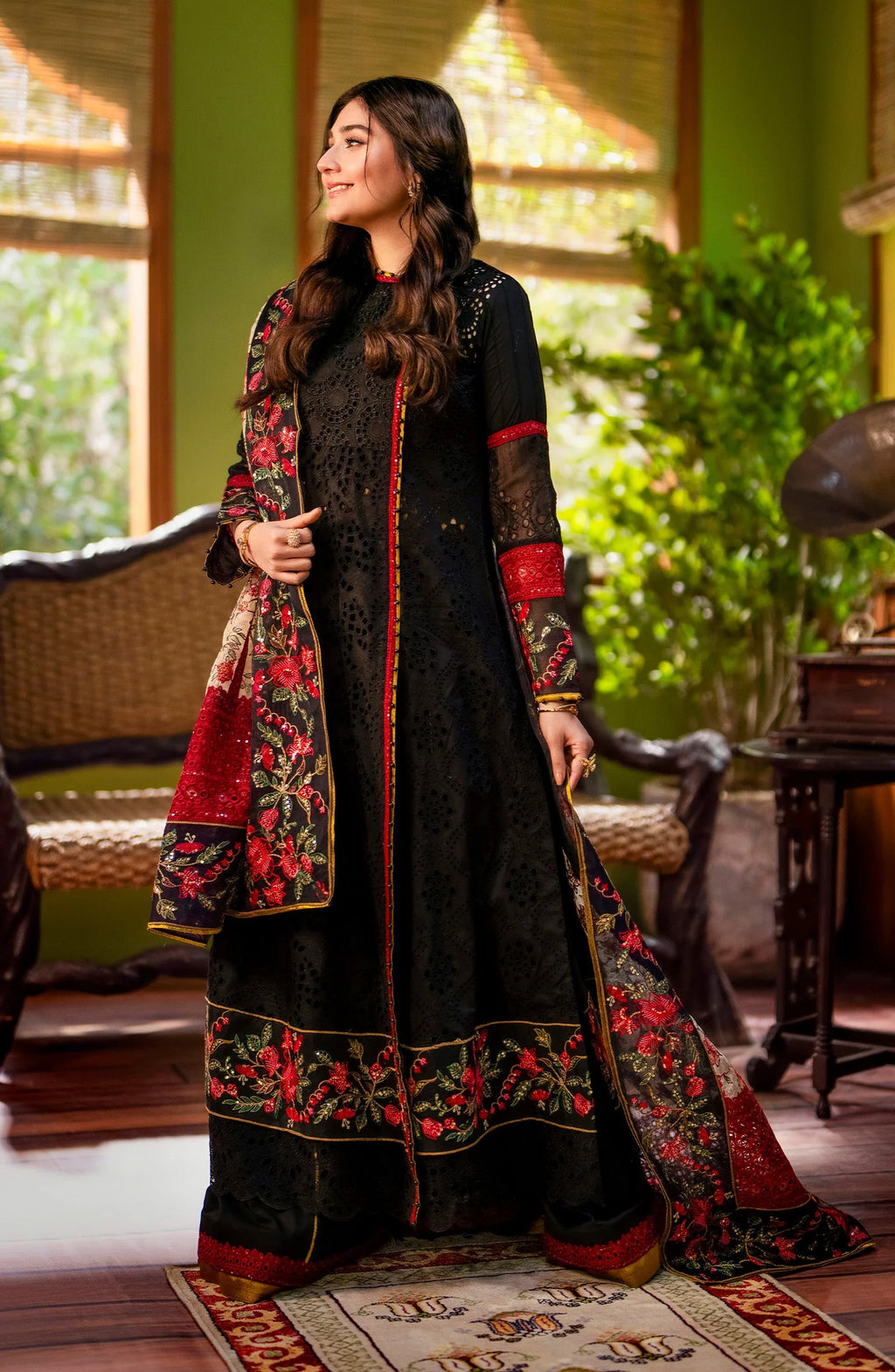 Maryum N Maria | Lawn |   Zayna MS24-569