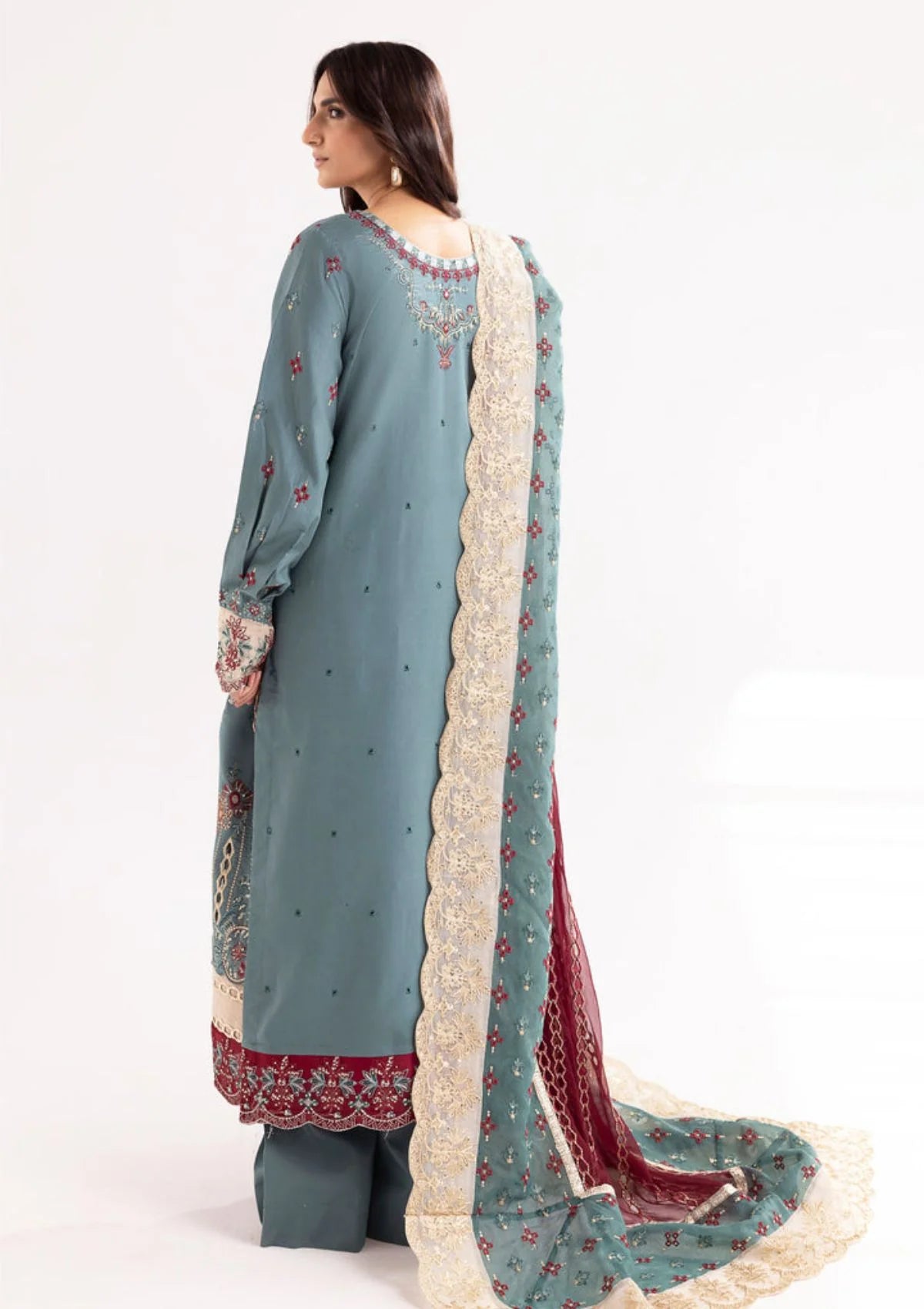 Maryum N Maria | Lawn | Laila