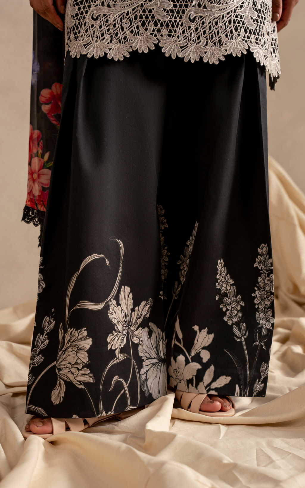 Asifa & Nabeel | Meraki 3 Pcs EMbroidered Lawn | Wildflower Whimsy MSSL-06