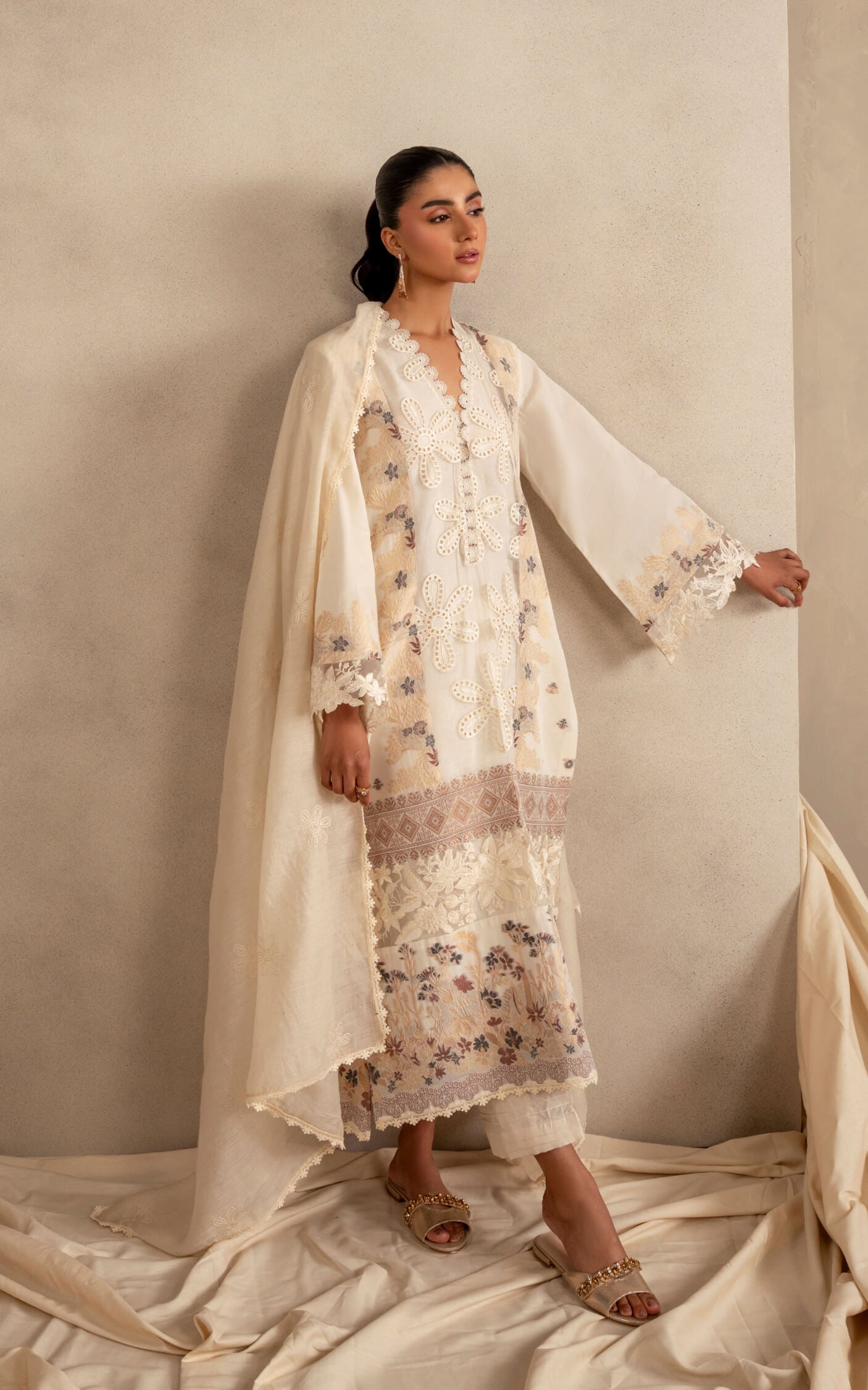 Asifa & Nabeel | Meraki 3 Pcs EMbroidered Lawn | Cloud Nine MSSL-09