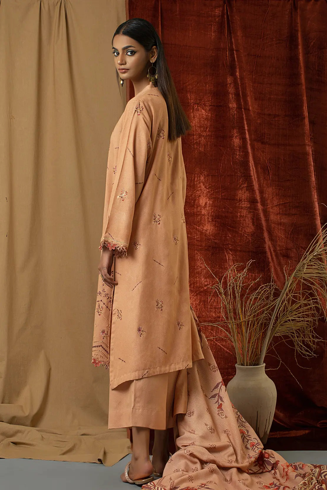 3 Piece – Premium Embroidered Karandi – 8300