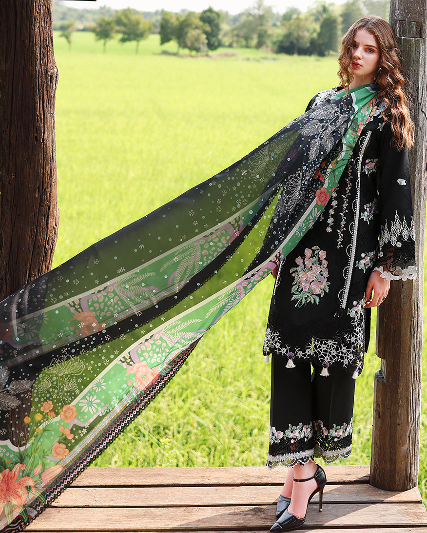 Mushq | Secret Garden - Chikankari Embroidered Lawn | Nightshade Bloom