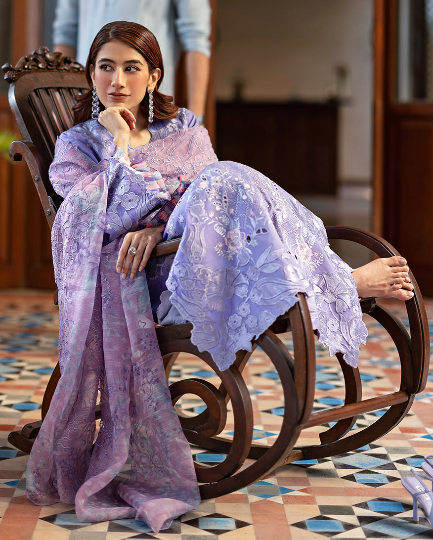 Mushq | Astoria - Festive lawn | Noctelle